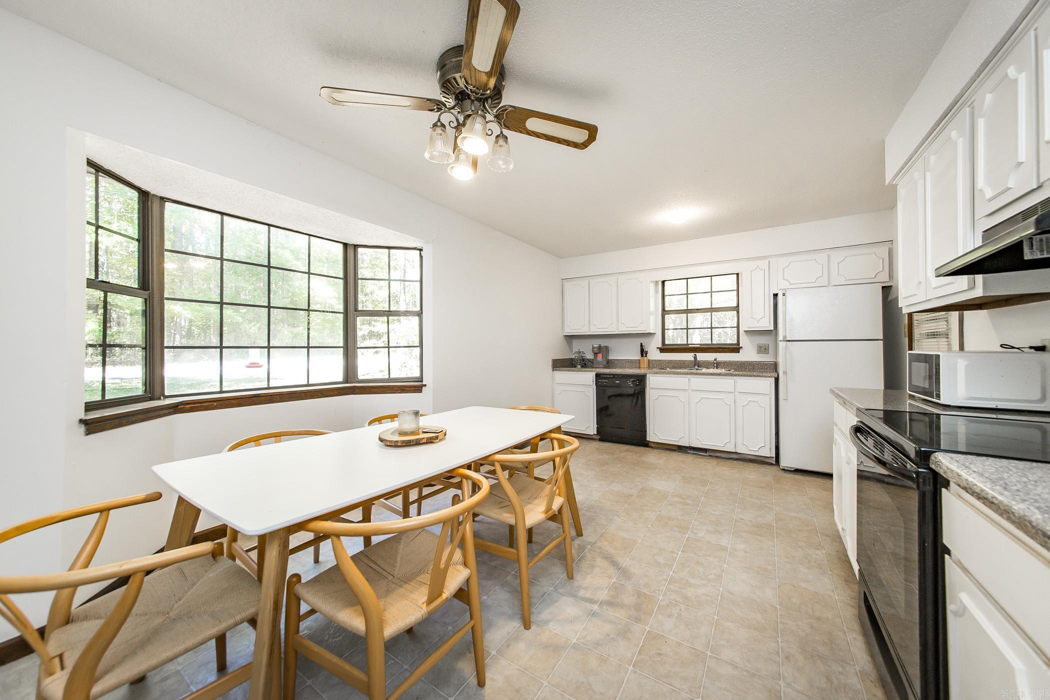 1133  Dave Creek  Fairfield Bay, AR