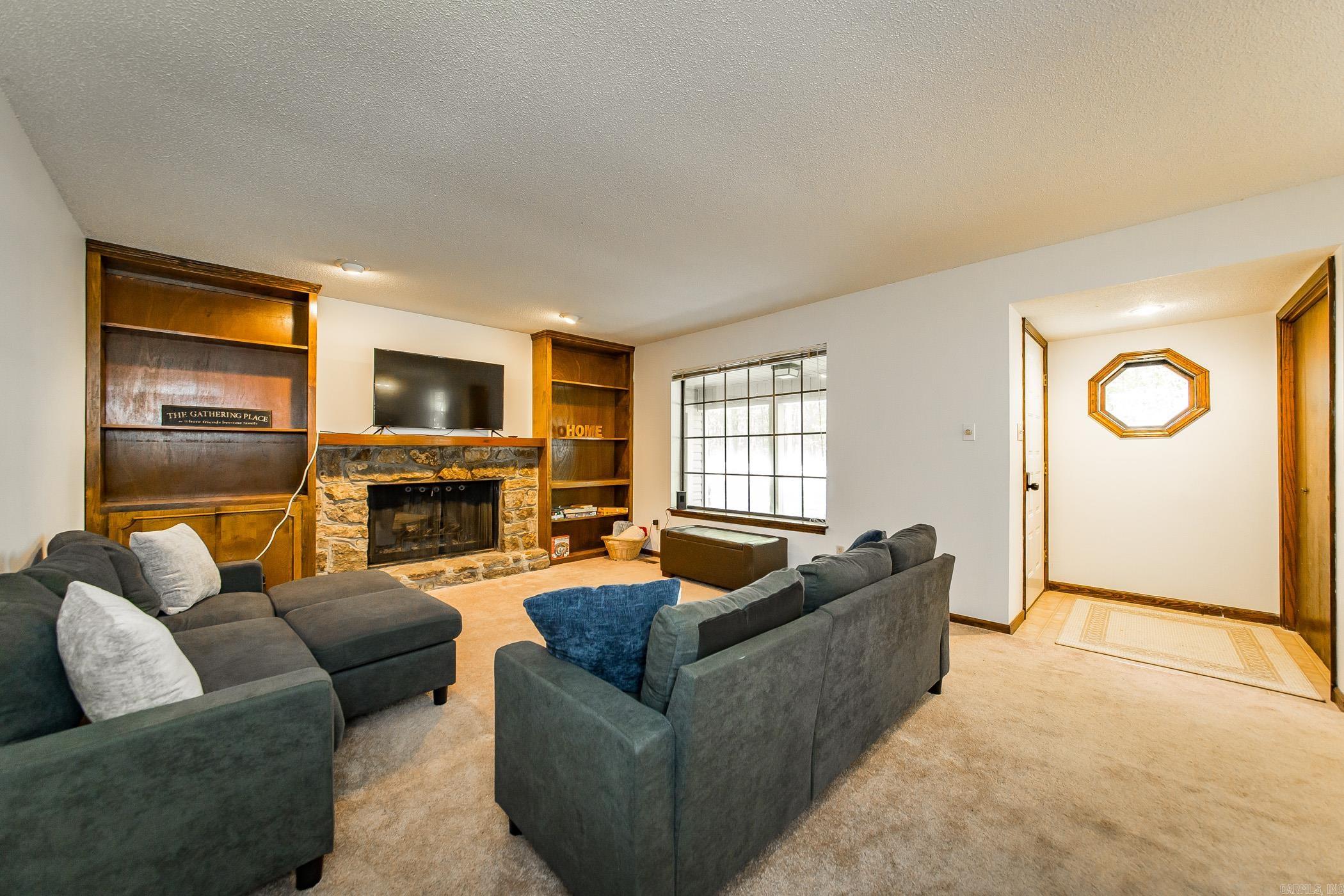 1133  Dave Creek  Fairfield Bay, AR