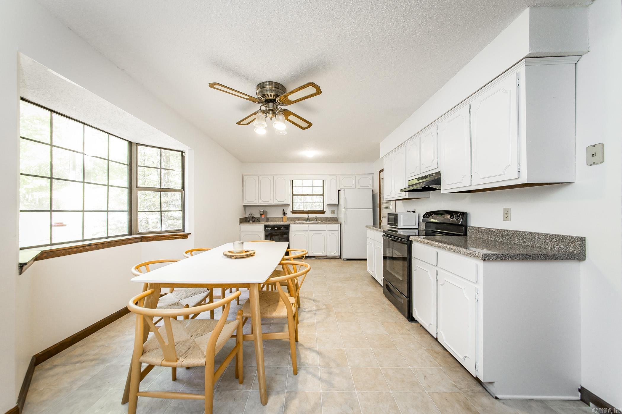 1133  Dave Creek  Fairfield Bay, AR