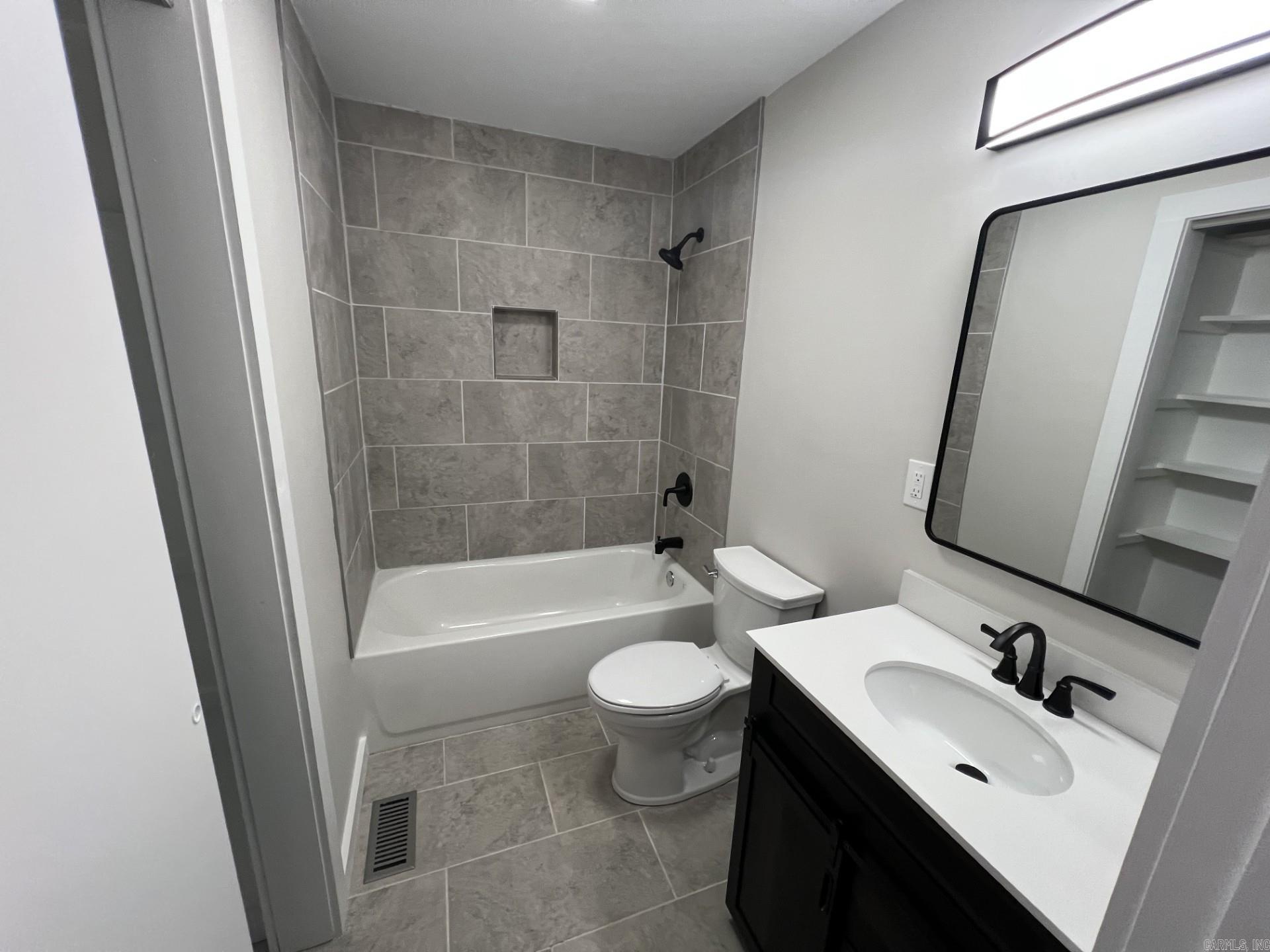 2916  Dalewood  Little Rock, AR