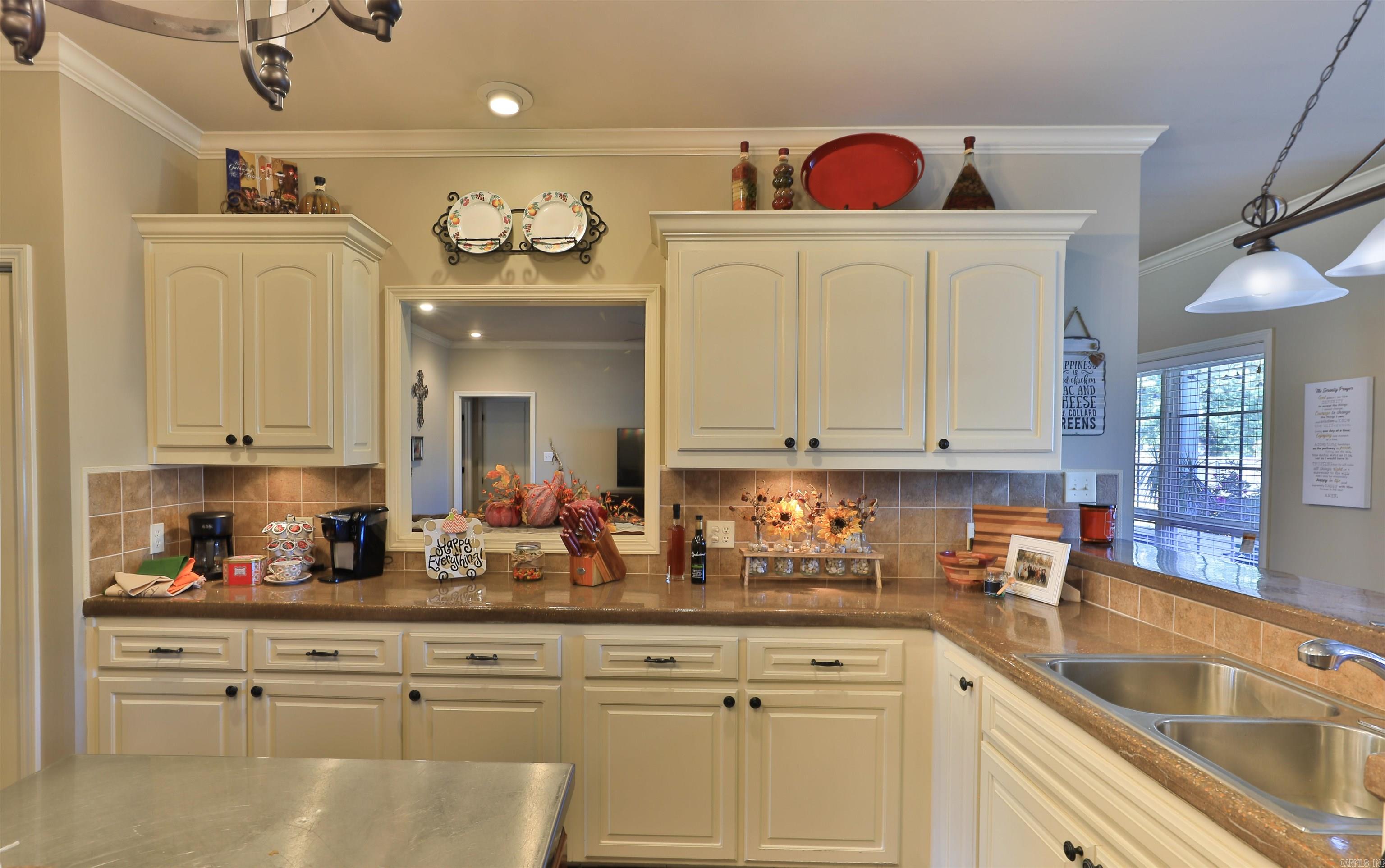 209  Grizzly Bear  White Hall, AR