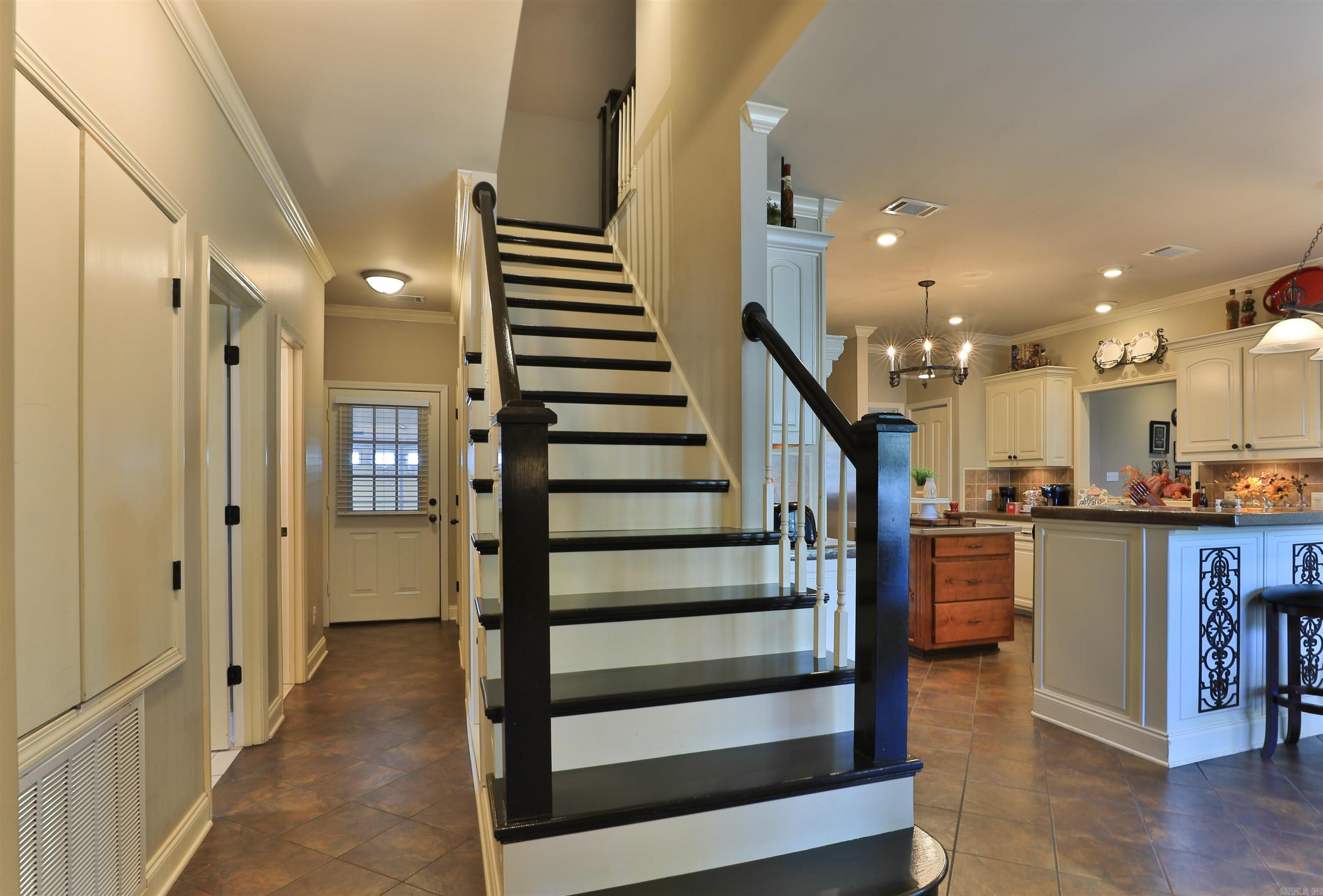 209  Grizzly Bear  White Hall, AR