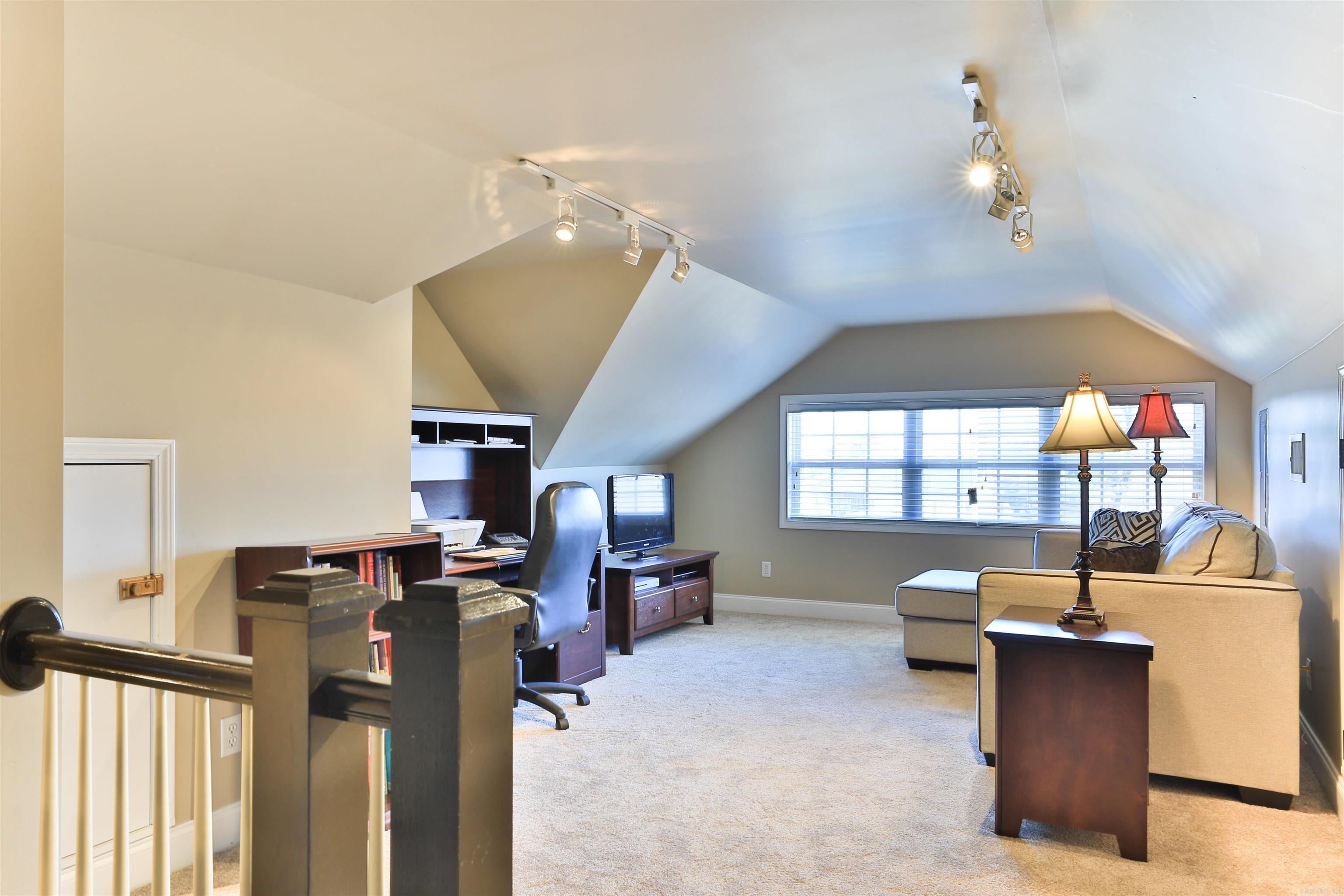 209  Grizzly Bear  White Hall, AR