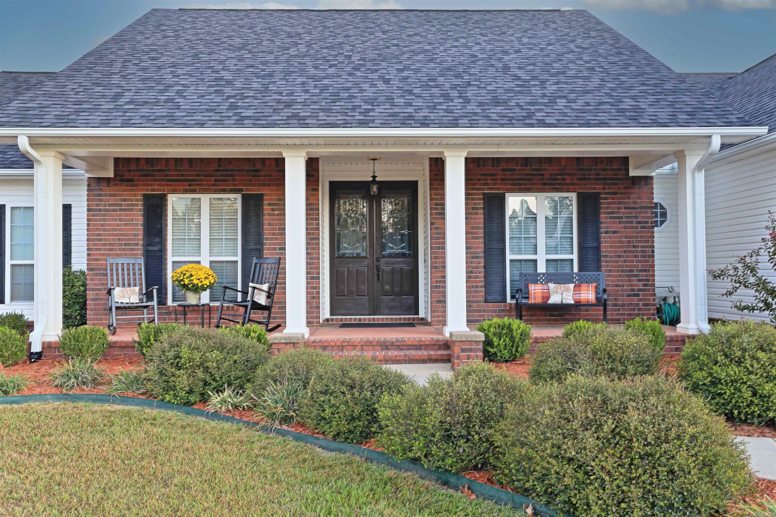 209  Grizzly Bear  White Hall, AR