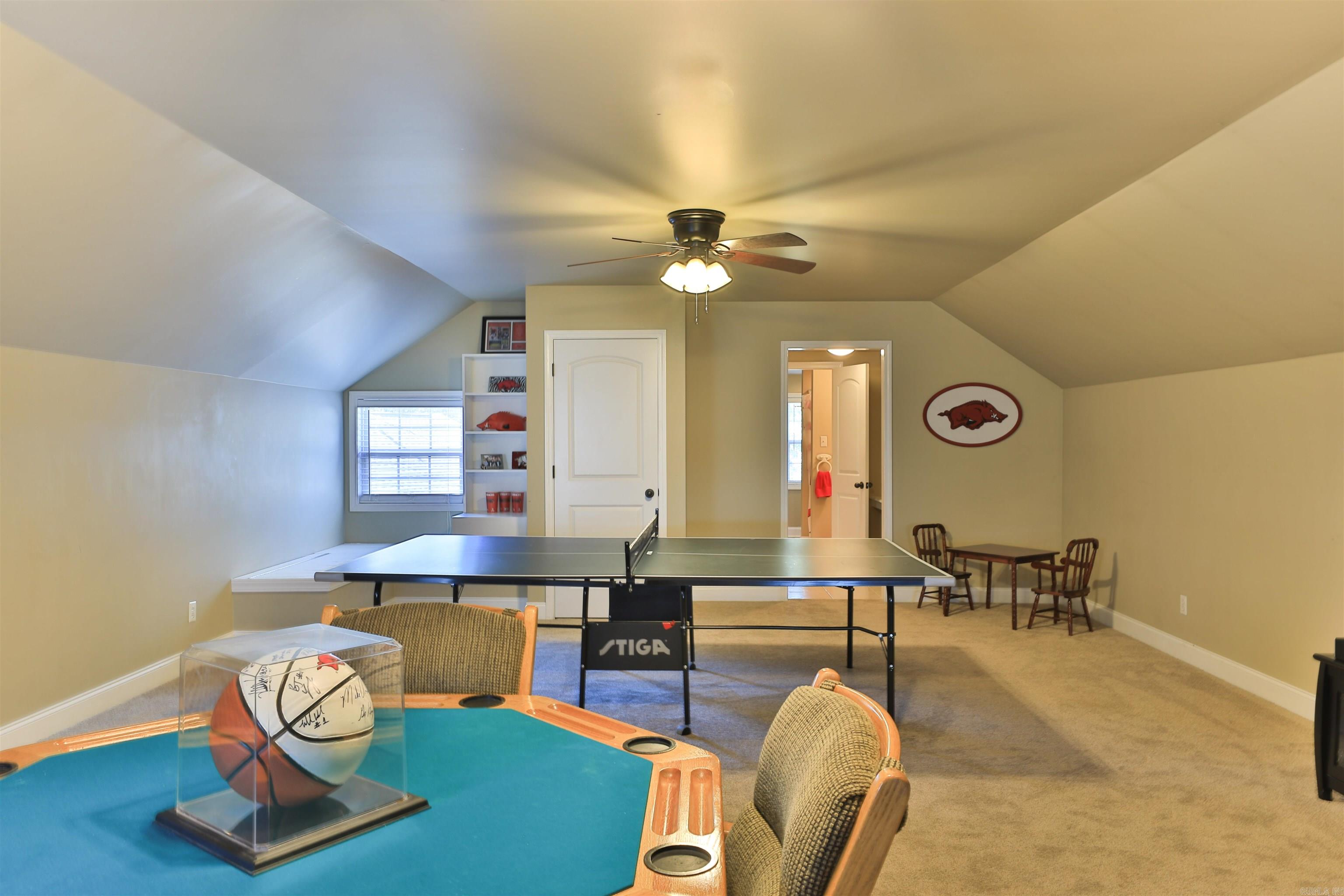209  Grizzly Bear  White Hall, AR