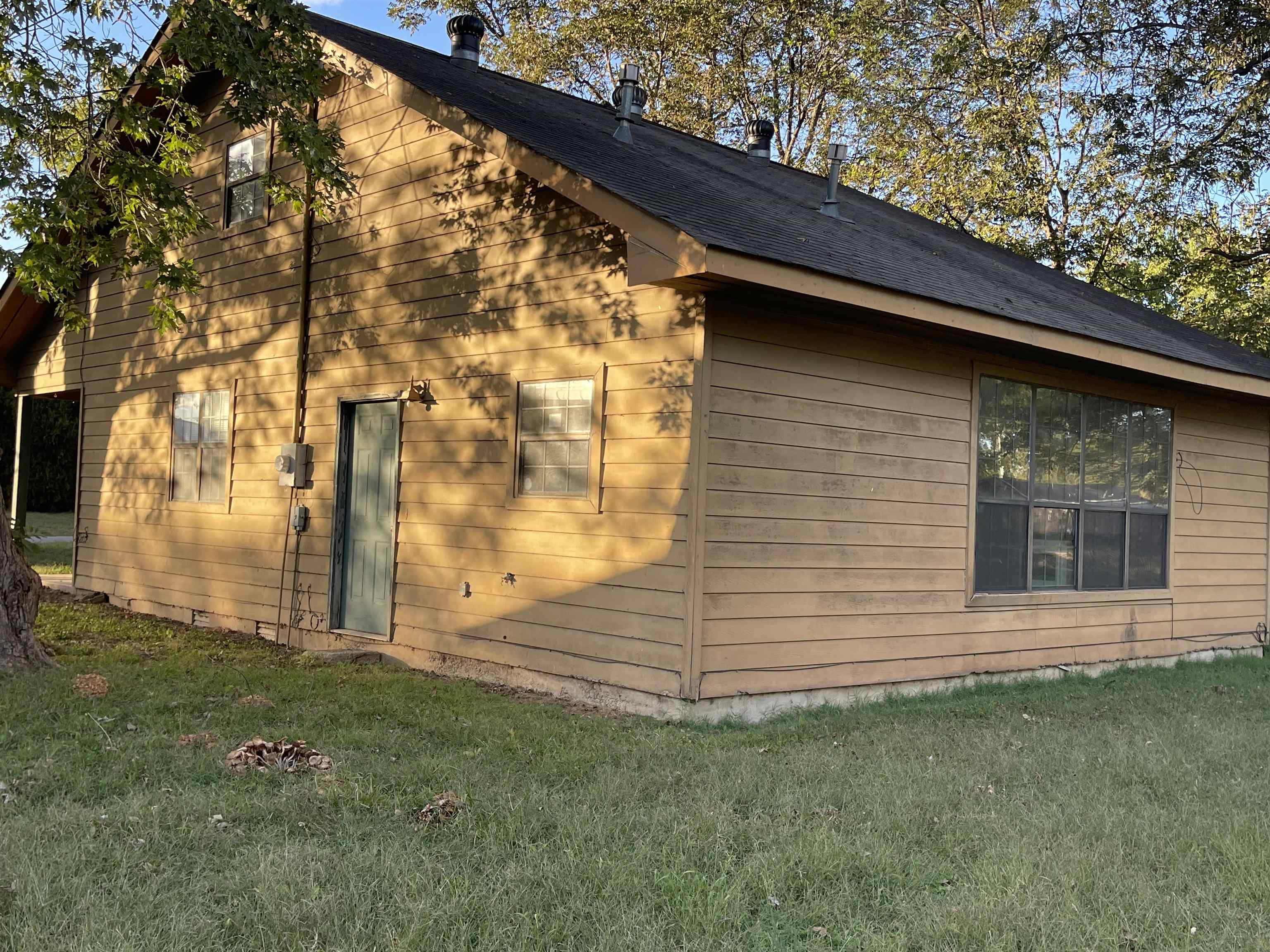 203  McClamrock  Portia, AR