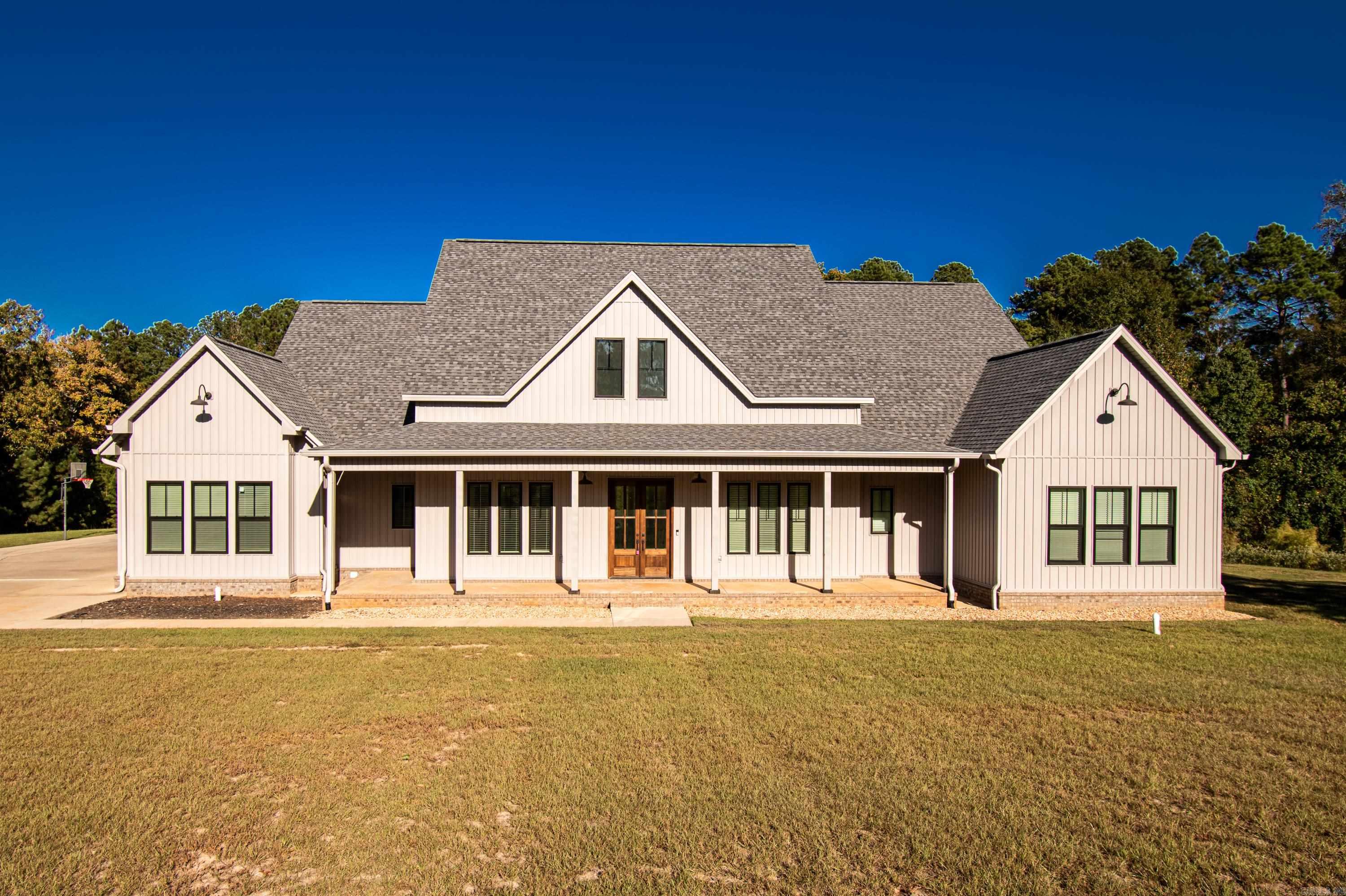 3051  Comanche  Camden, AR