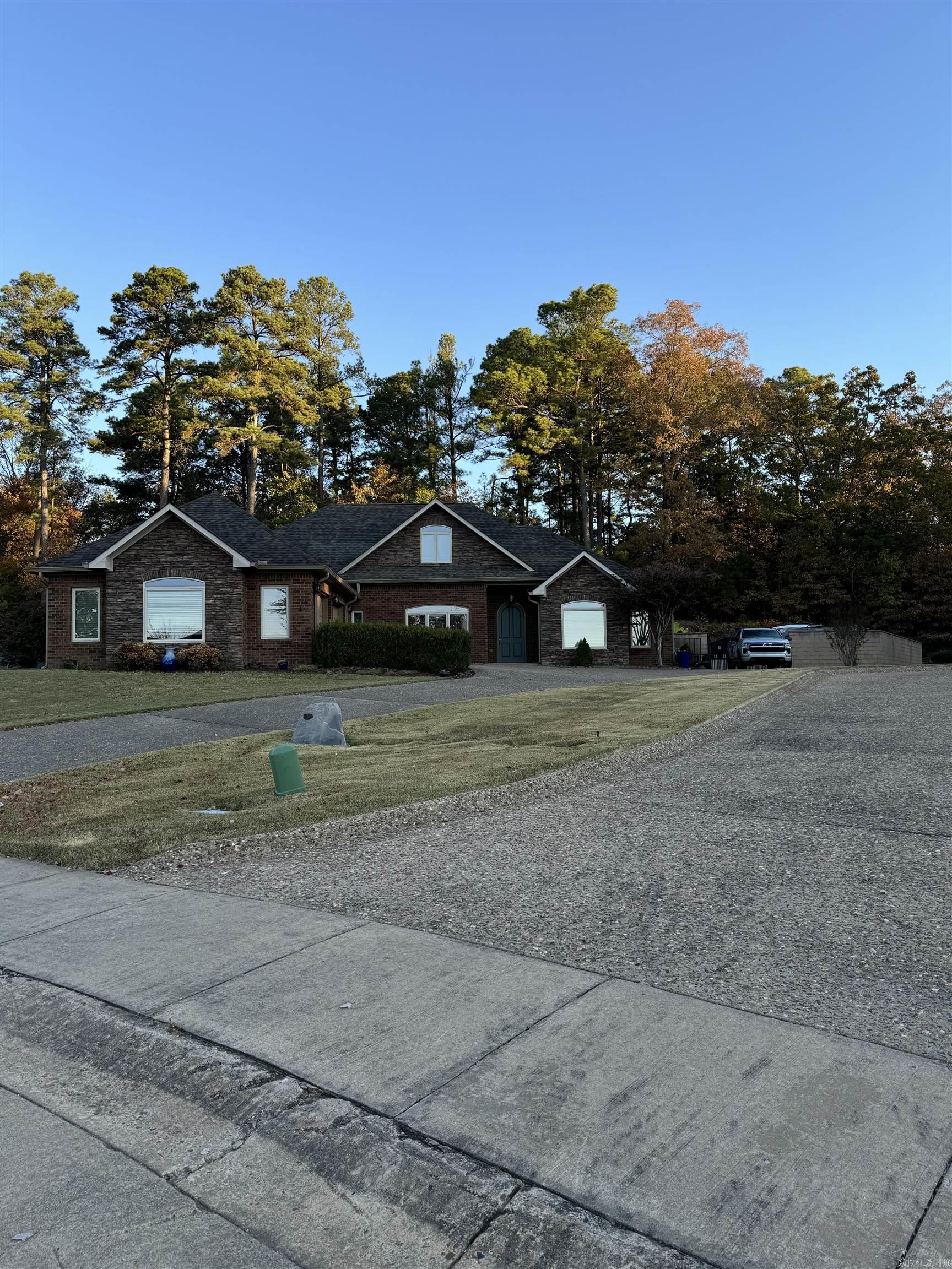 256  Mapleleaf Circle  Hot Springs, AR