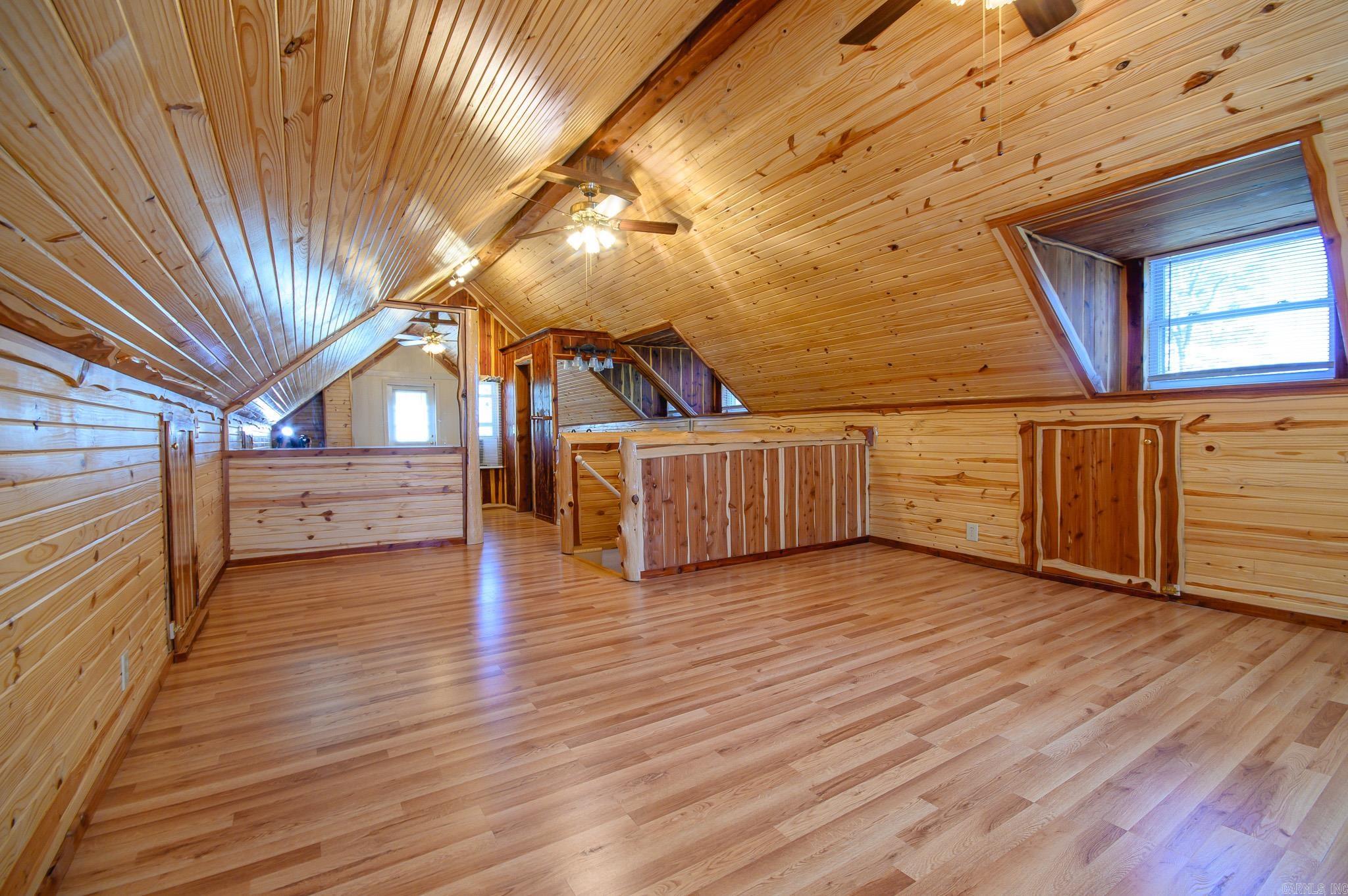 1256 Polk Road 38 Hatfield, AR 71945