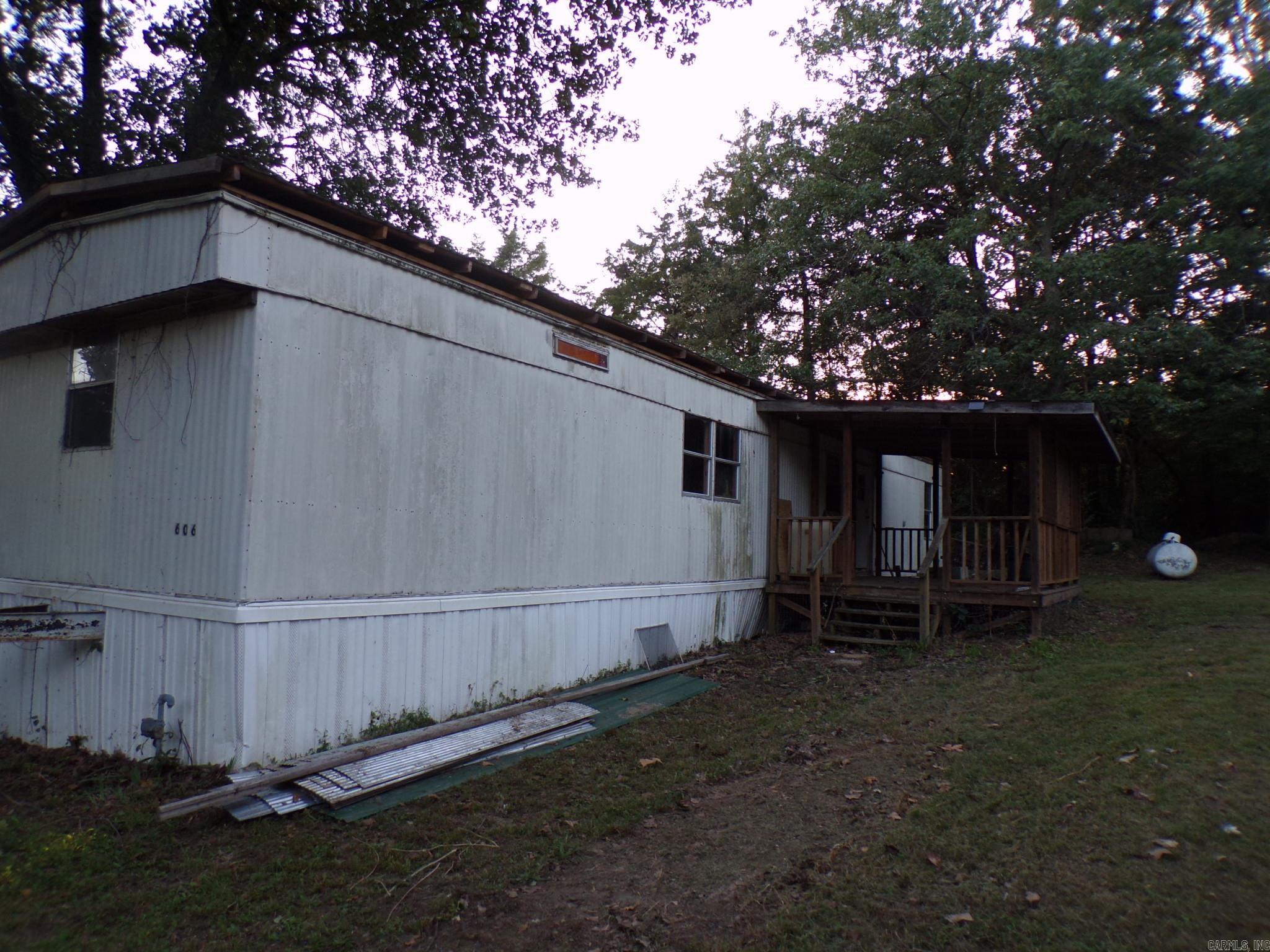 606  Alamo  Mountain View, AR