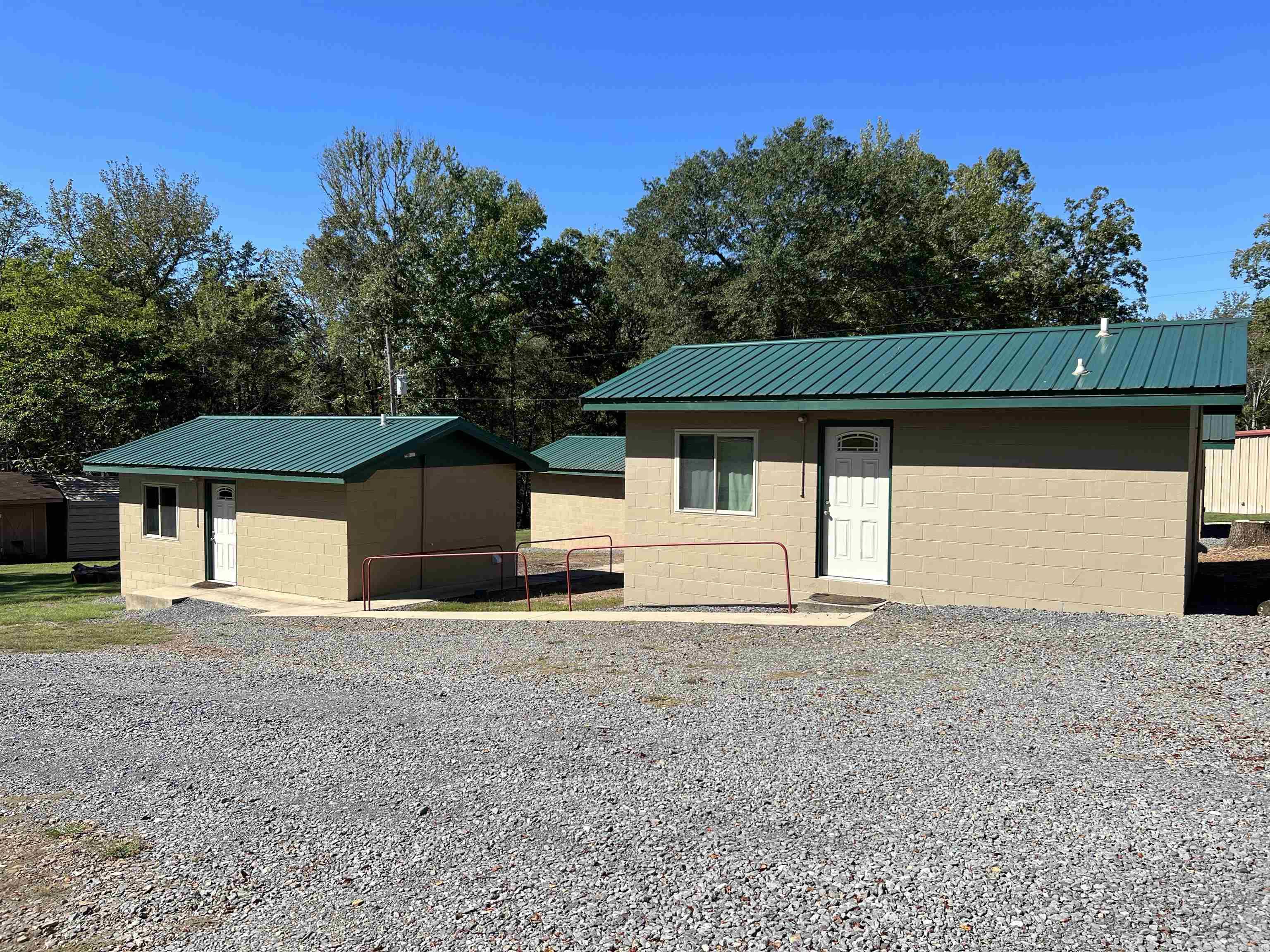 2343  Barrens Community Road  Clinton, AR