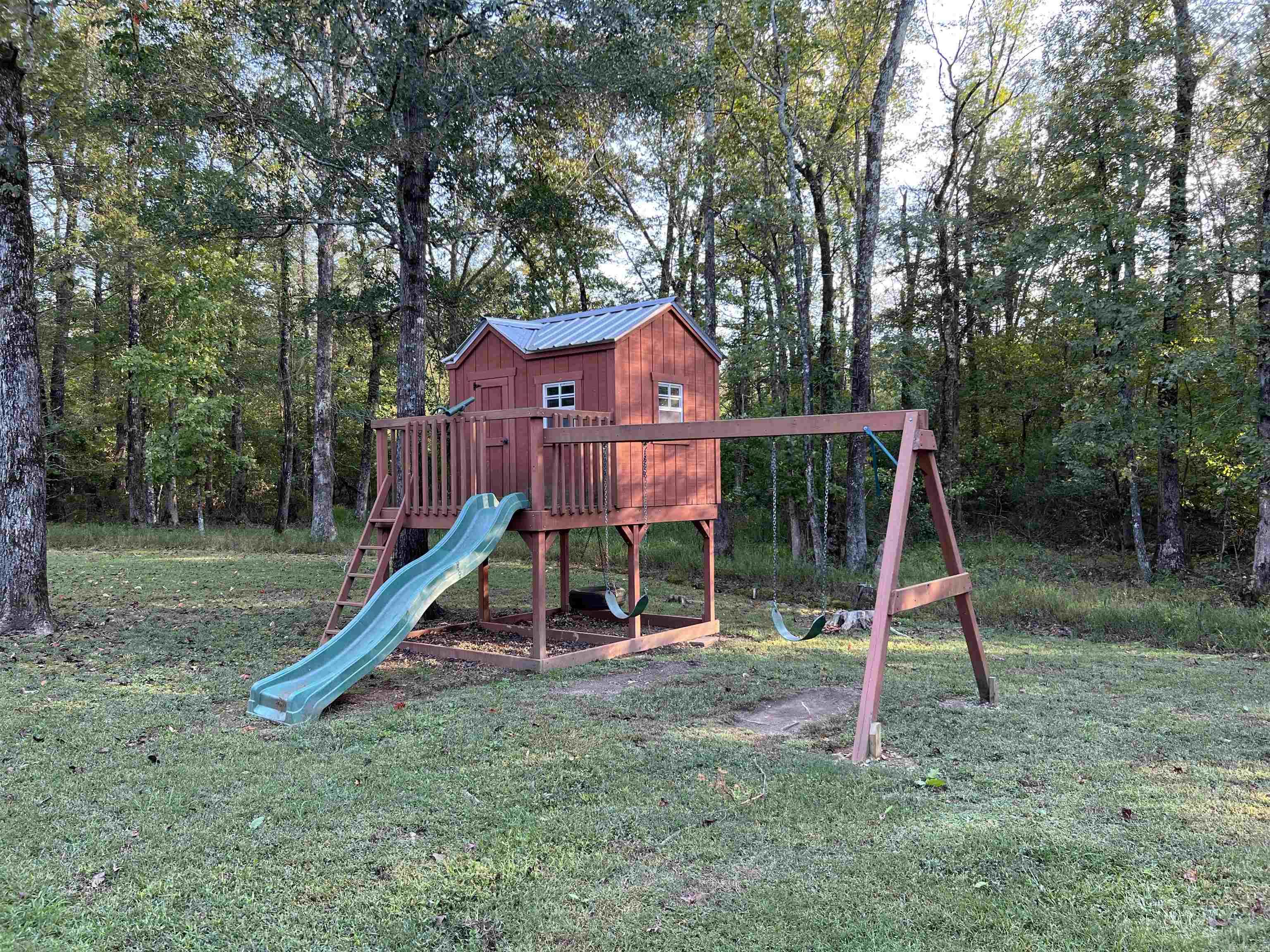 2343  Barrens Community  Clinton, AR