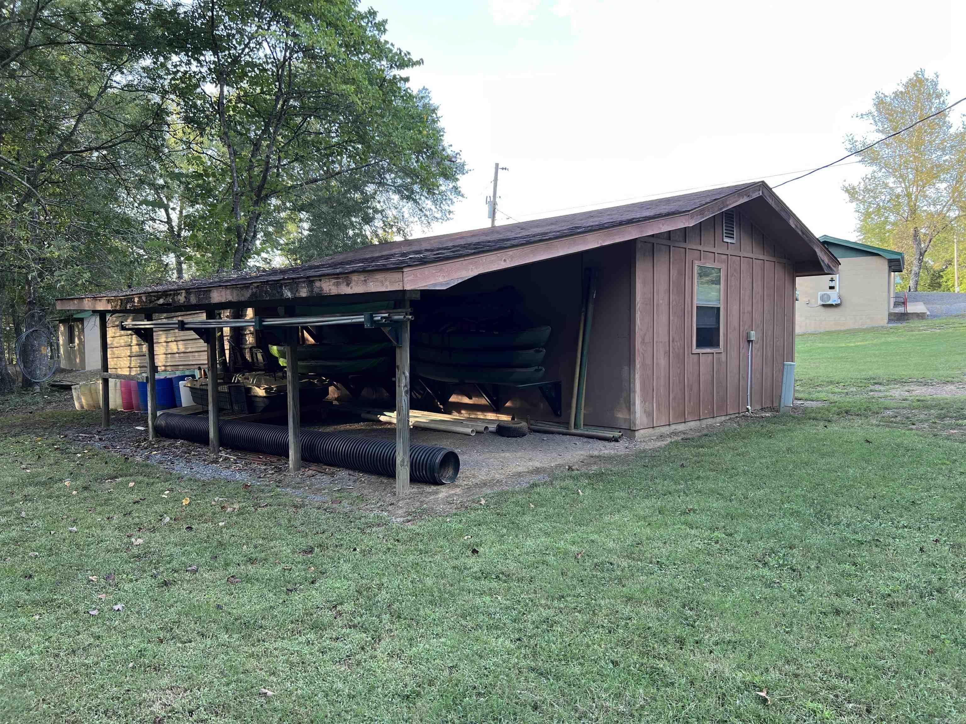 2343  Barrens Community  Clinton, AR