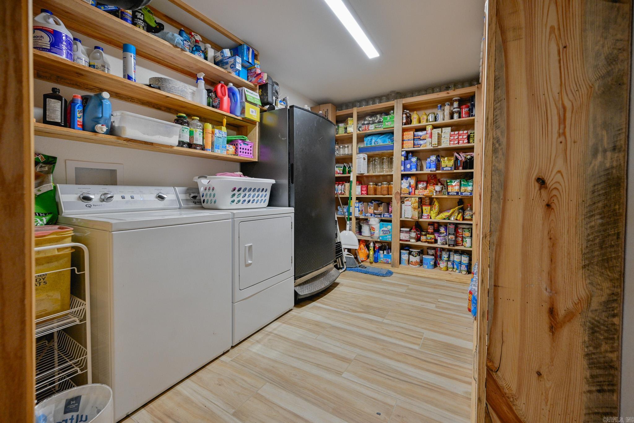 6083  Highway 71 S  Cove, AR