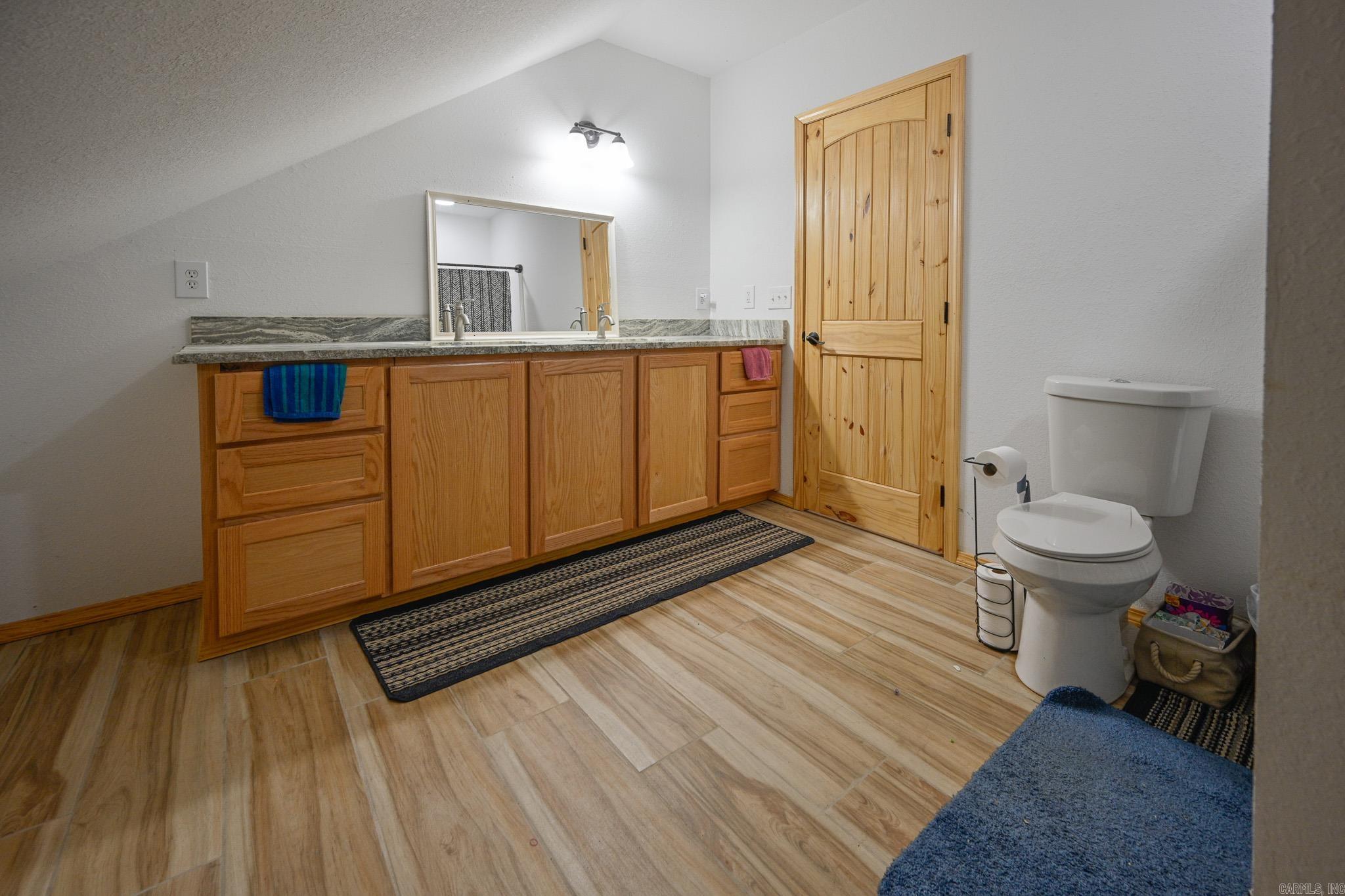 6083  Highway 71 S  Cove, AR