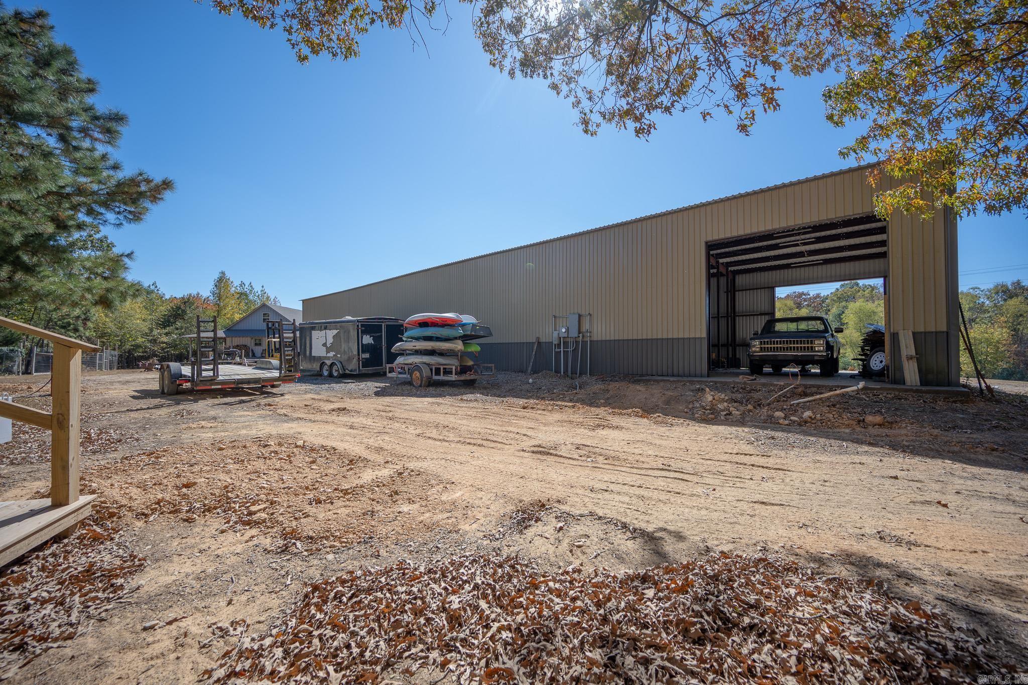 6083  Highway 71 S  Cove, AR