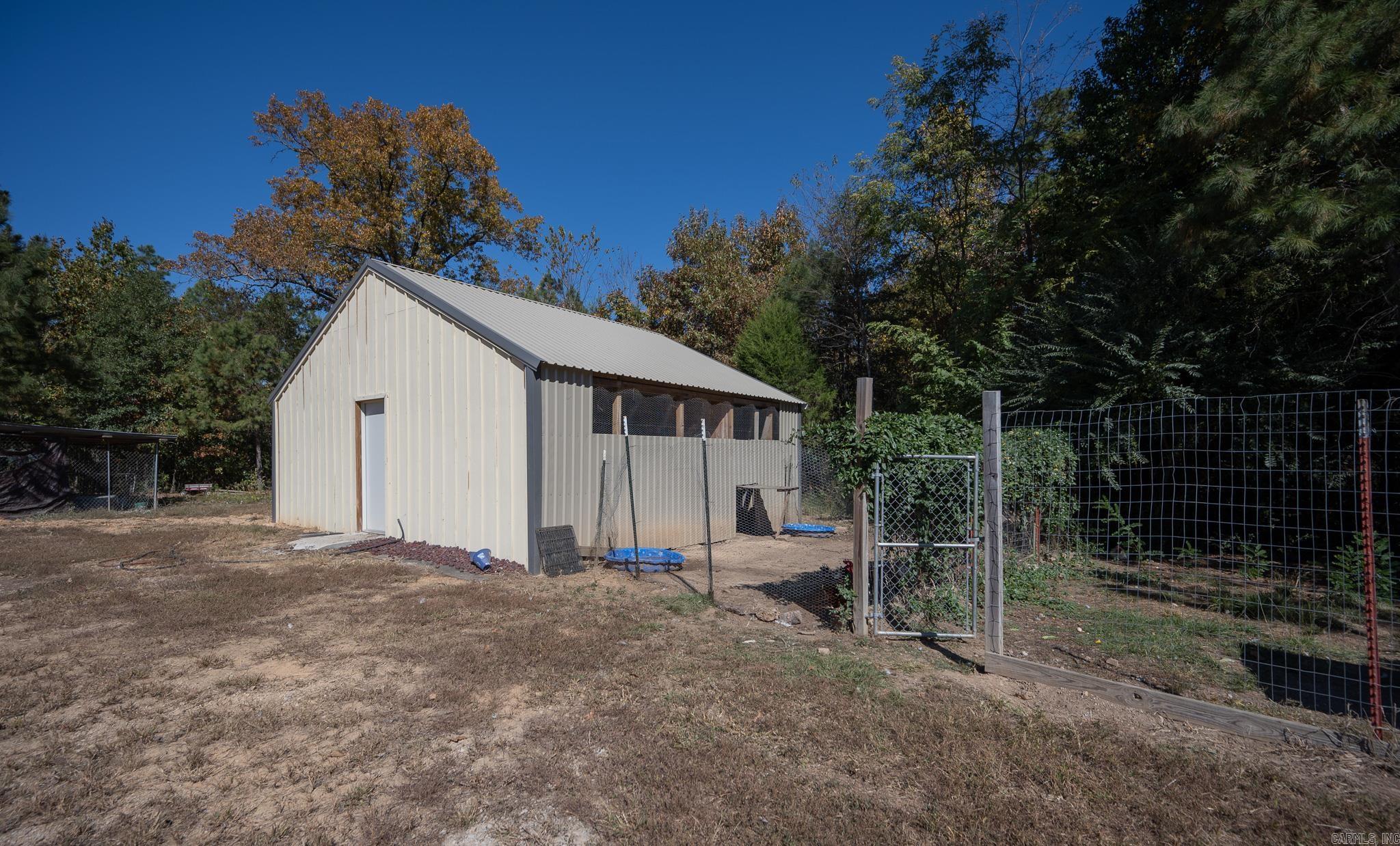 6083 Highway 71 S  Cove, AR
