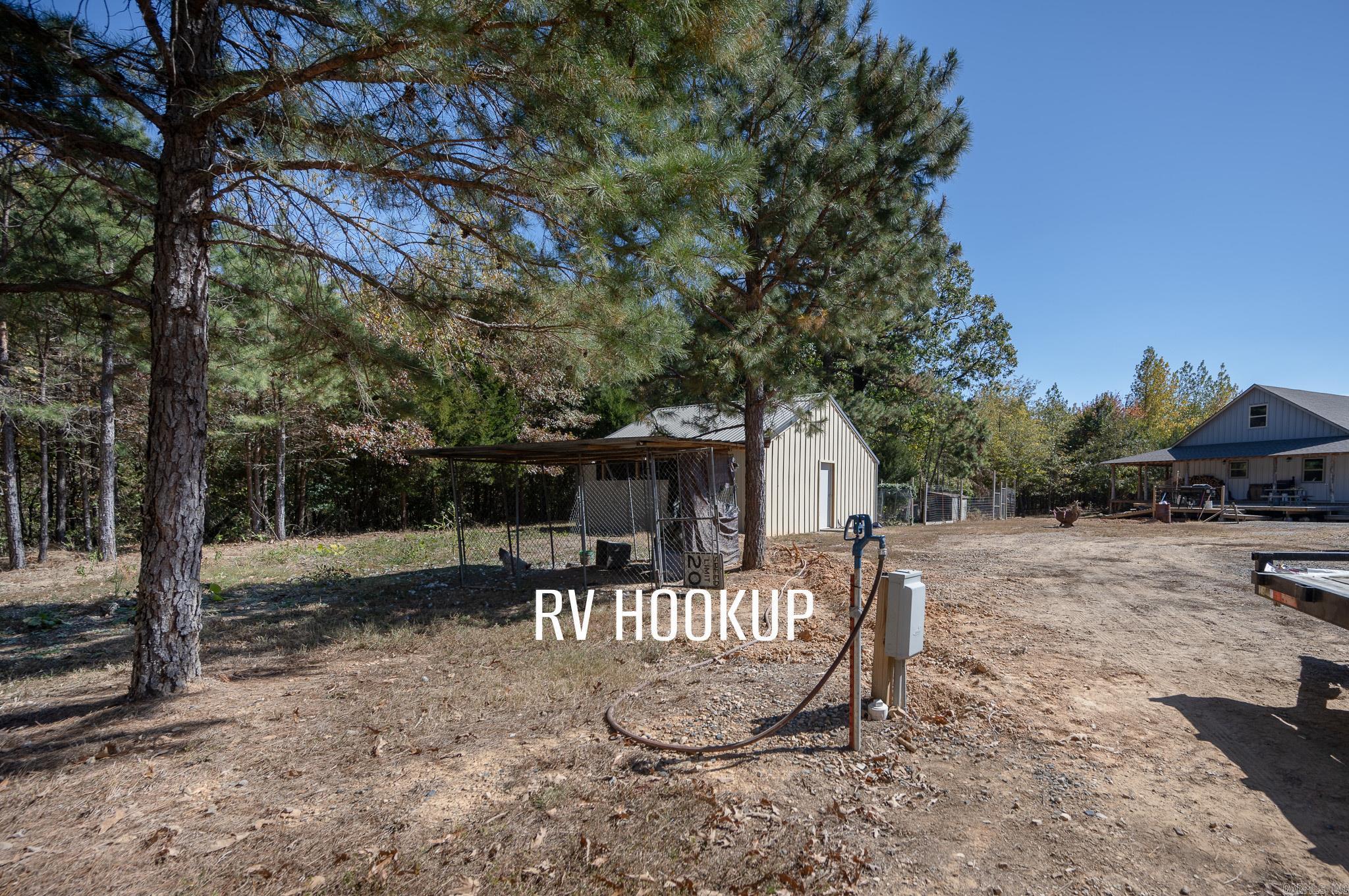 6083  Highway 71 S  Cove, AR