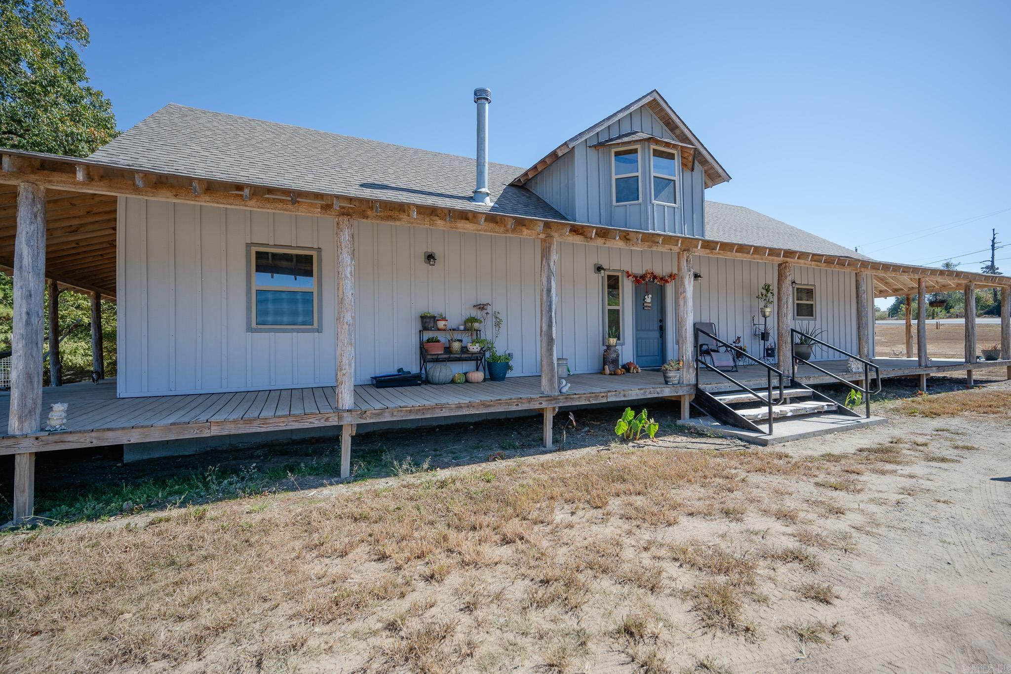 6083  Highway 71 S  Cove, AR