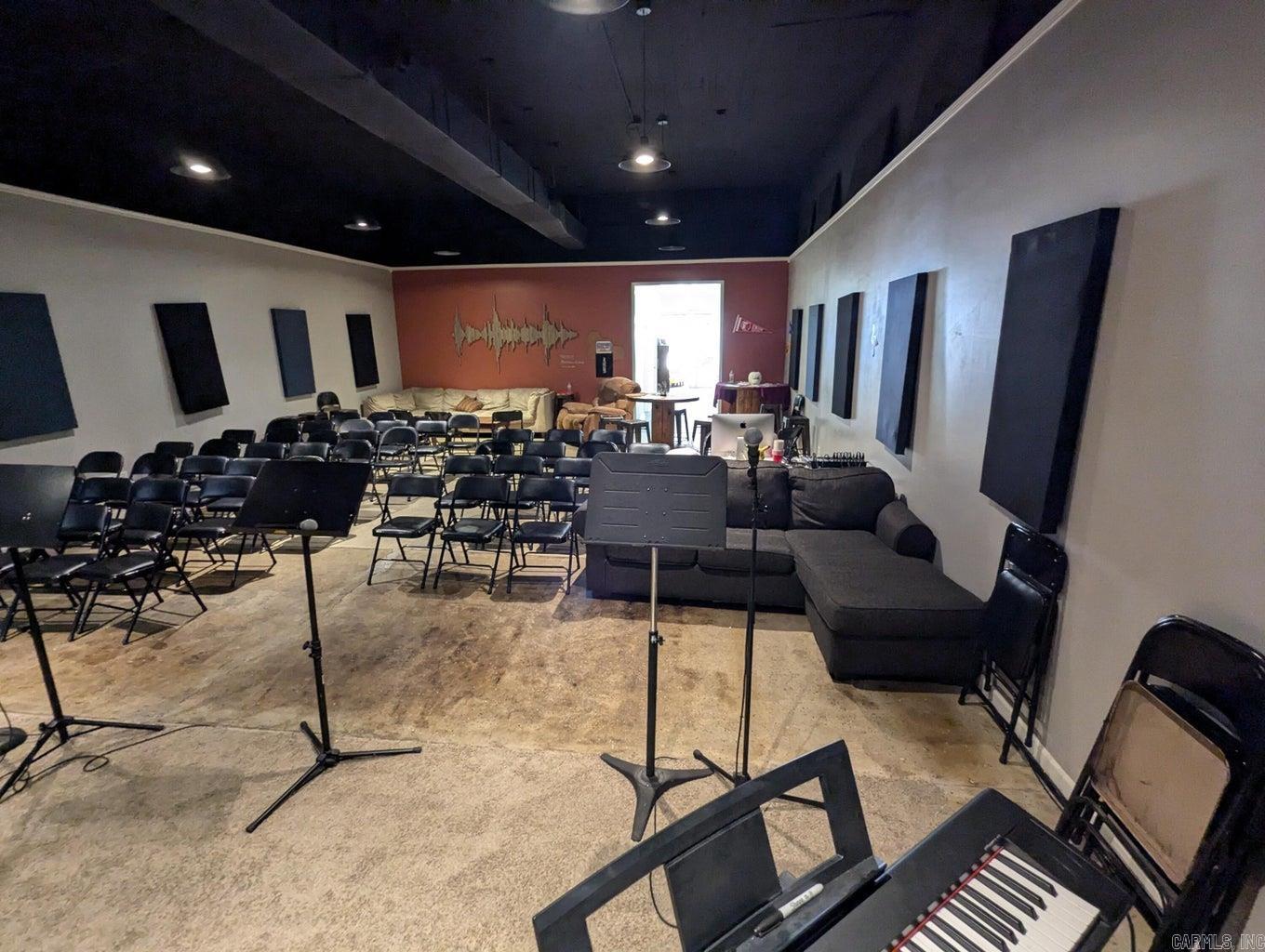 276 E Main  Batesville, AR