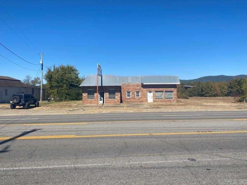2011  HWY 71 S  Mena, AR