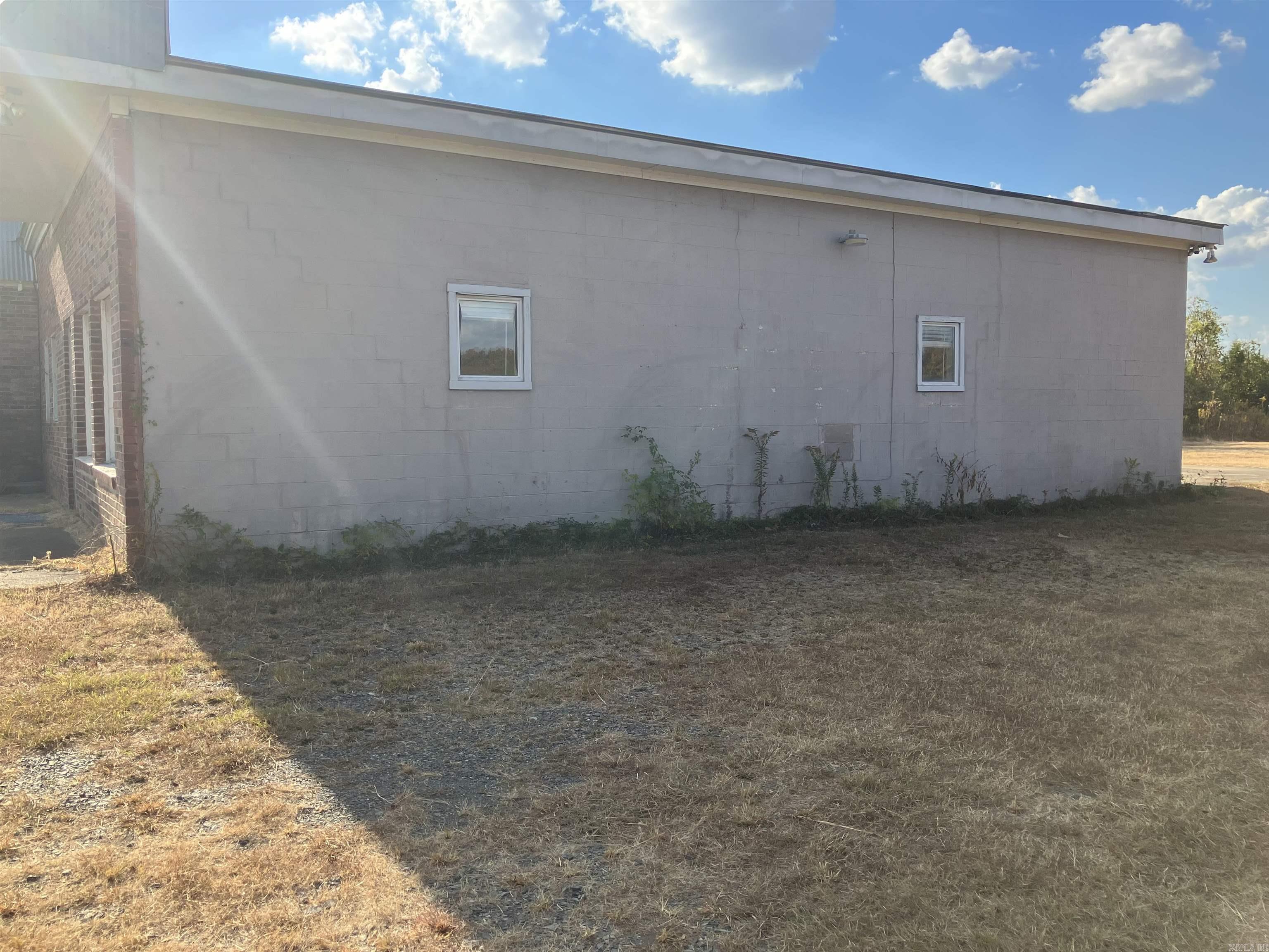 2011  HWY 71 S  Mena, AR