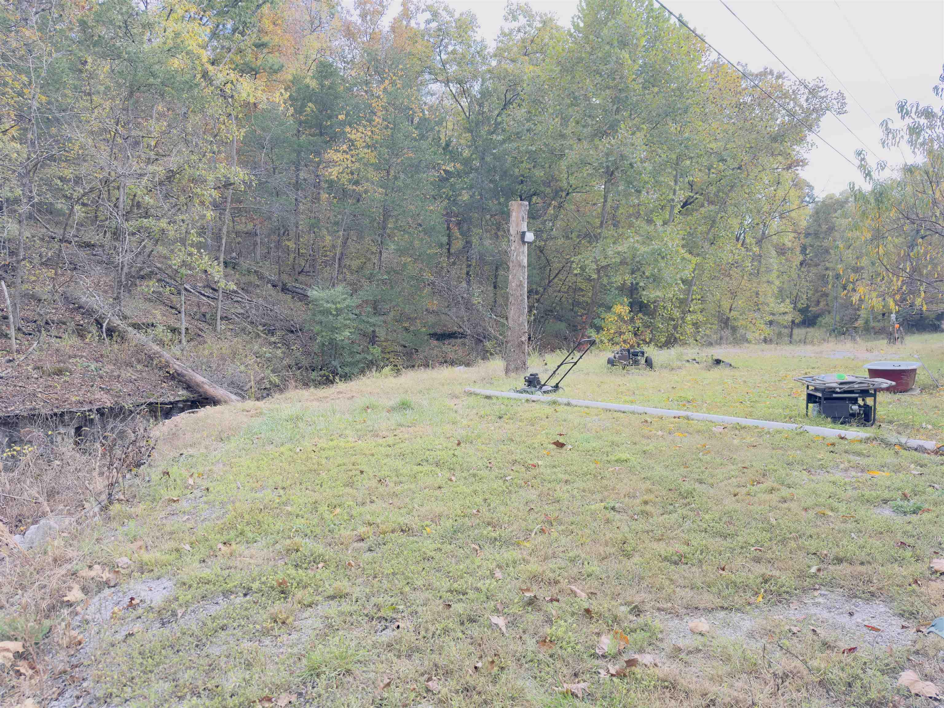 207  Hippy Hollow Lane  Melbourne, AR