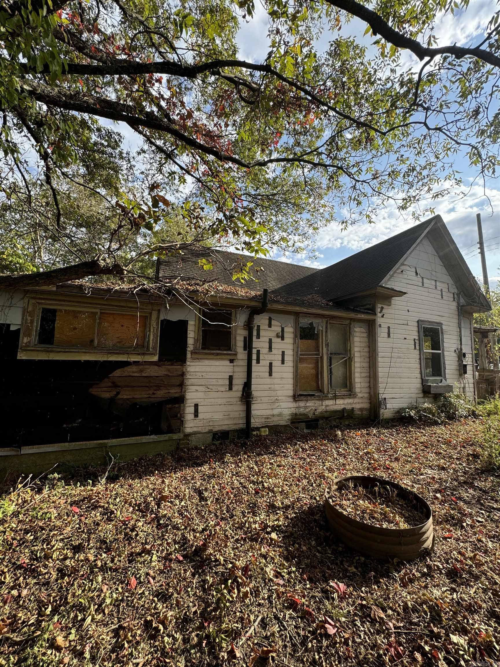 710  11th Street  Mena, AR