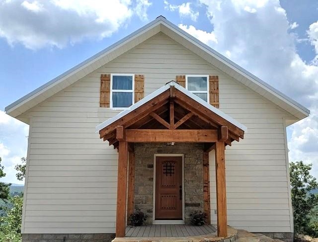 630  Henry  Melbourne, AR