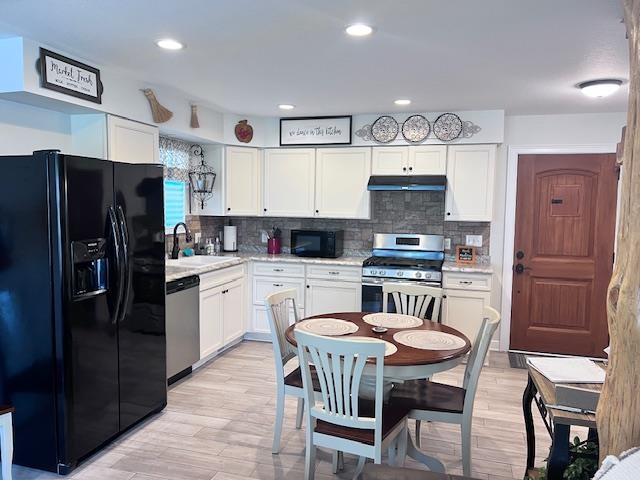 630  Henry  Melbourne, AR