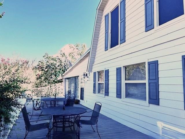 517  Henry  Melbourne, AR