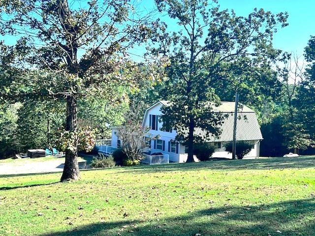 517  Henry  Melbourne, AR