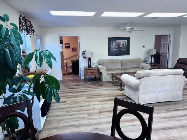 517  Henry  Melbourne, AR
