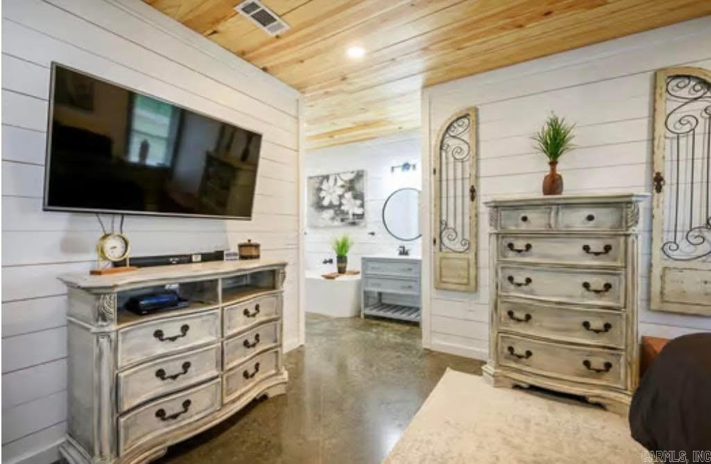 104  Staggs  Nashville, AR