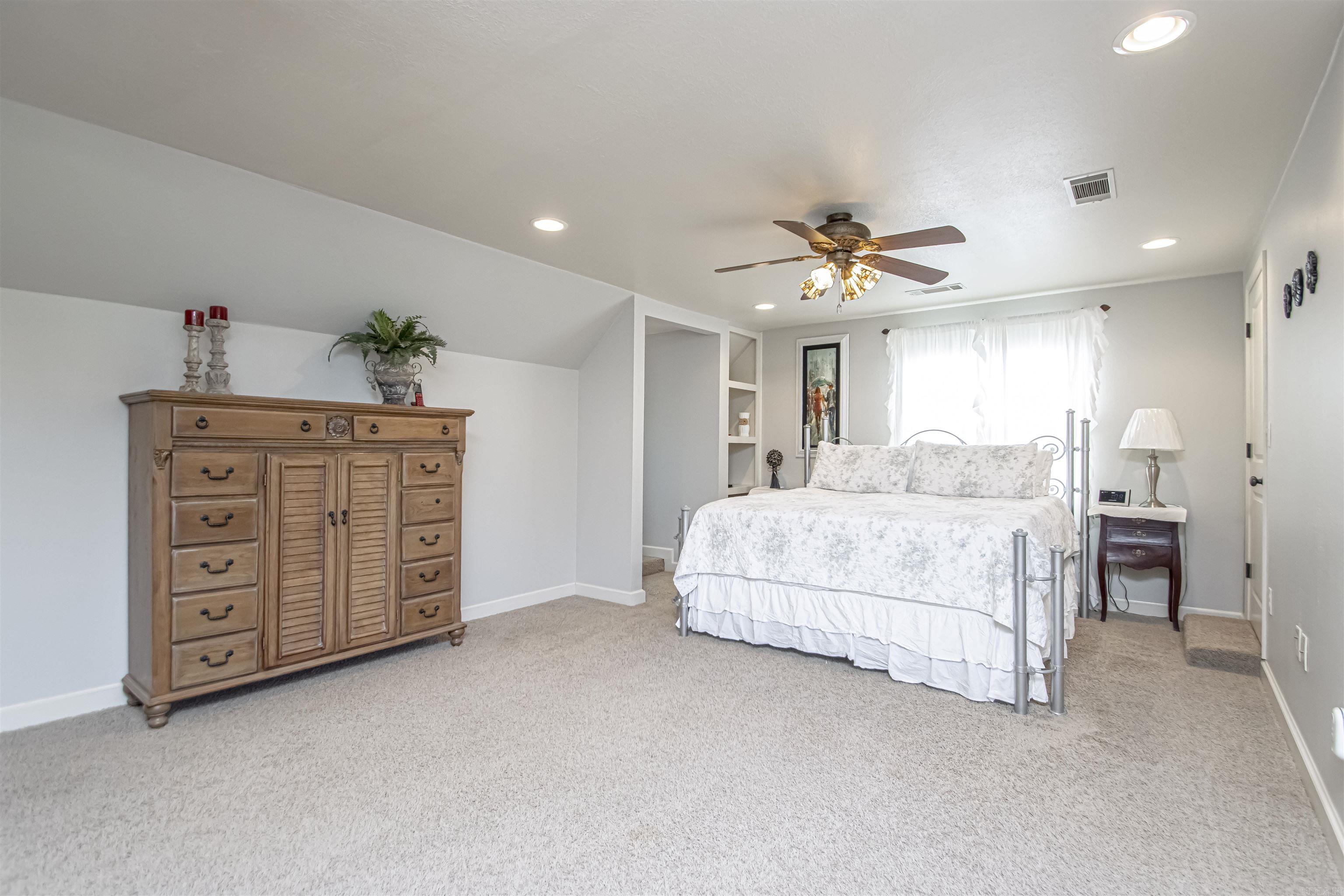 14425  Vimy Ridge  Alexander, AR