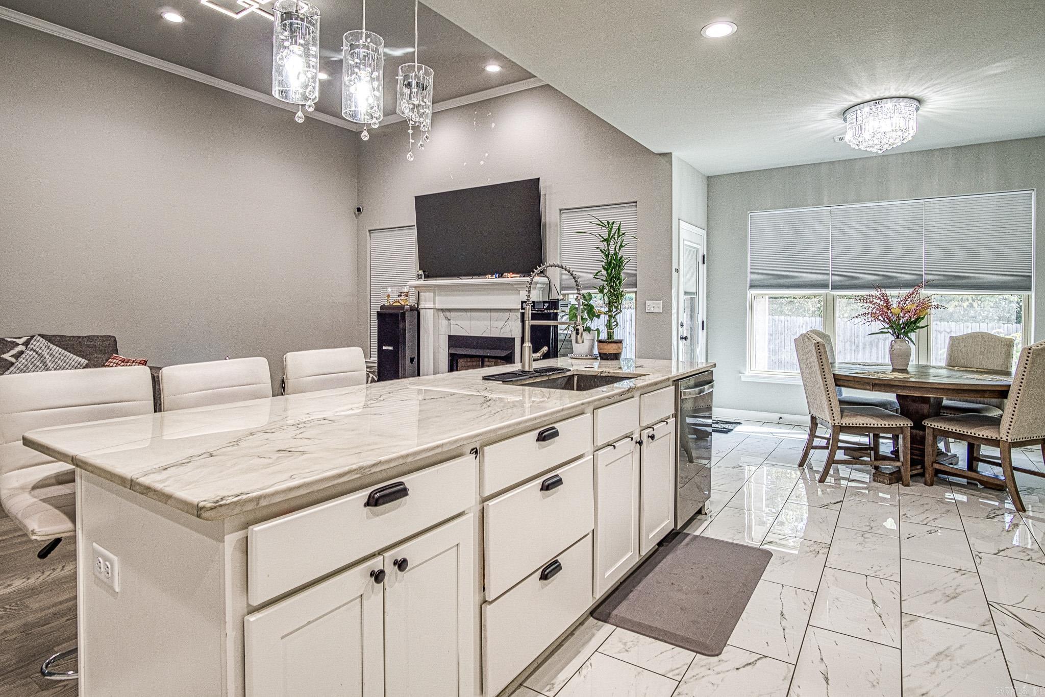 308  Bluebell  Hot Springs, AR