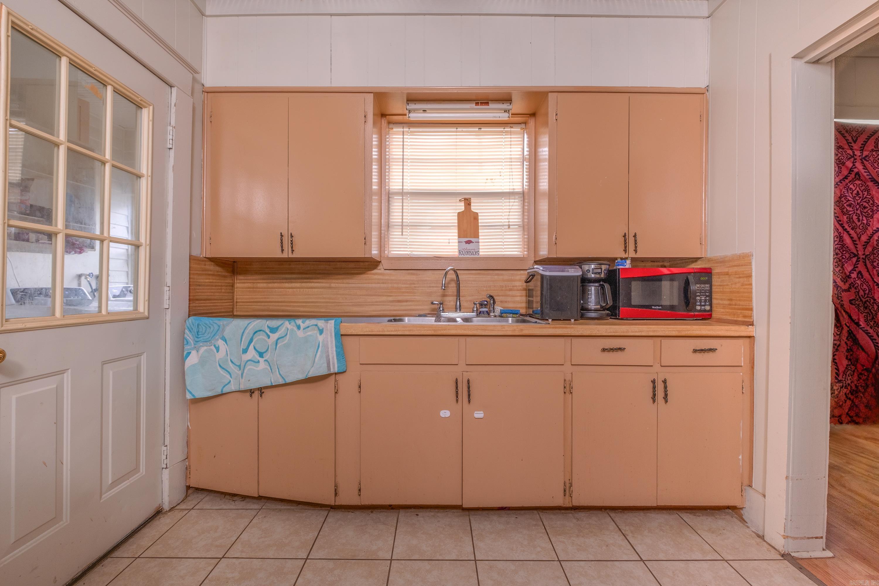 200 N Morrill  Morrilton, AR