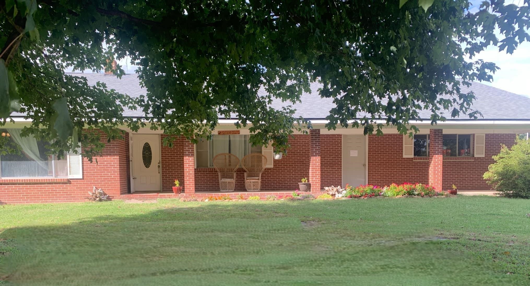 506  Hell Creek  Mountain View, AR