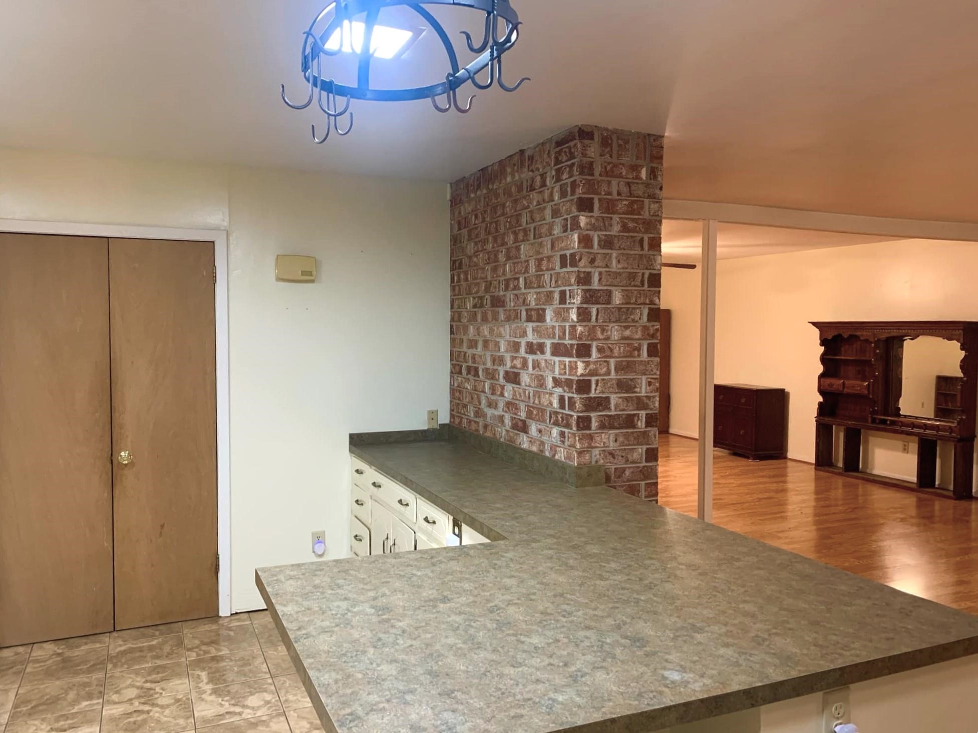 506  Hell Creek  Mountain View, AR
