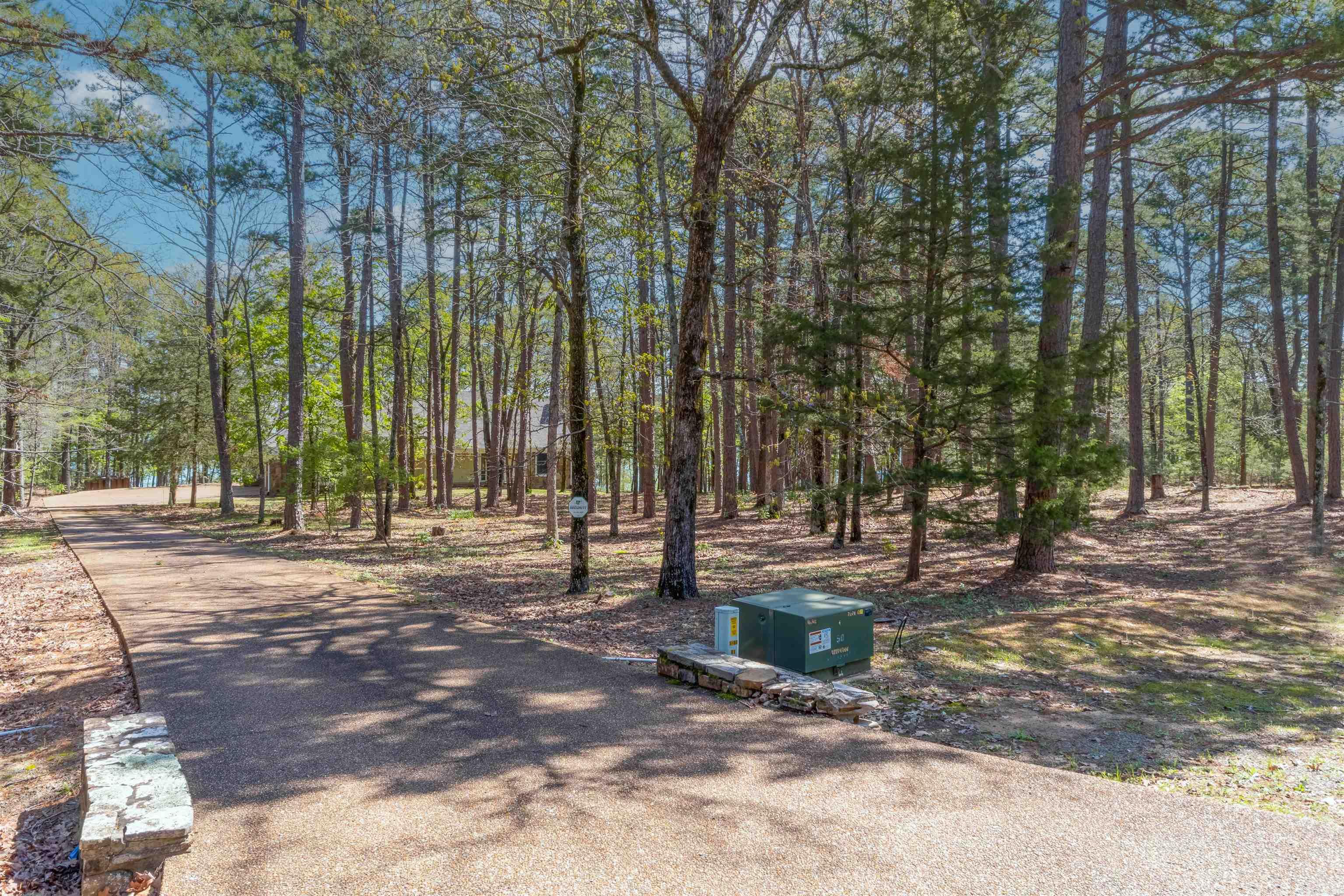 365  Grand Isle Drive  Fairfield Bay, AR