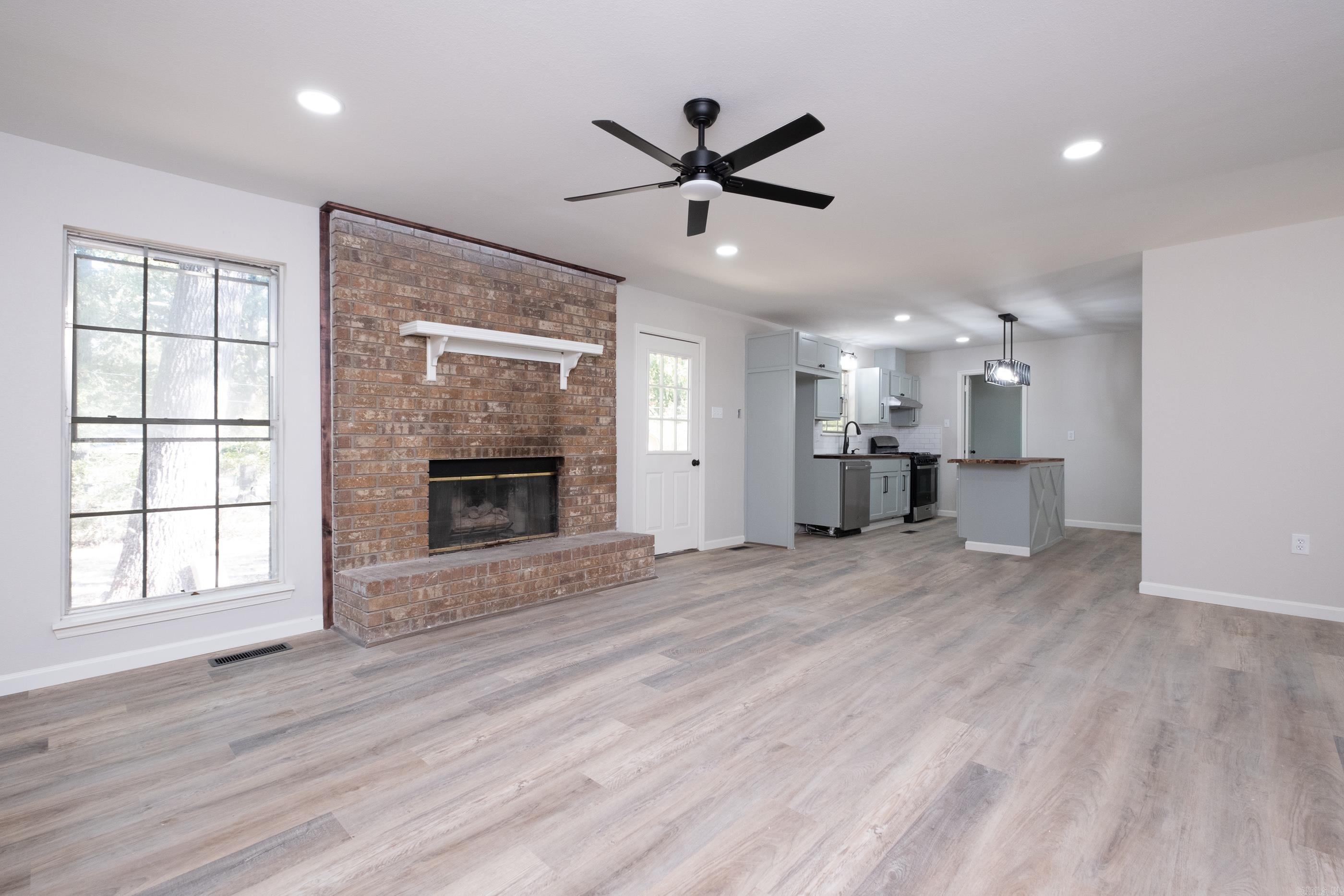 815  Rosewood  Benton, AR