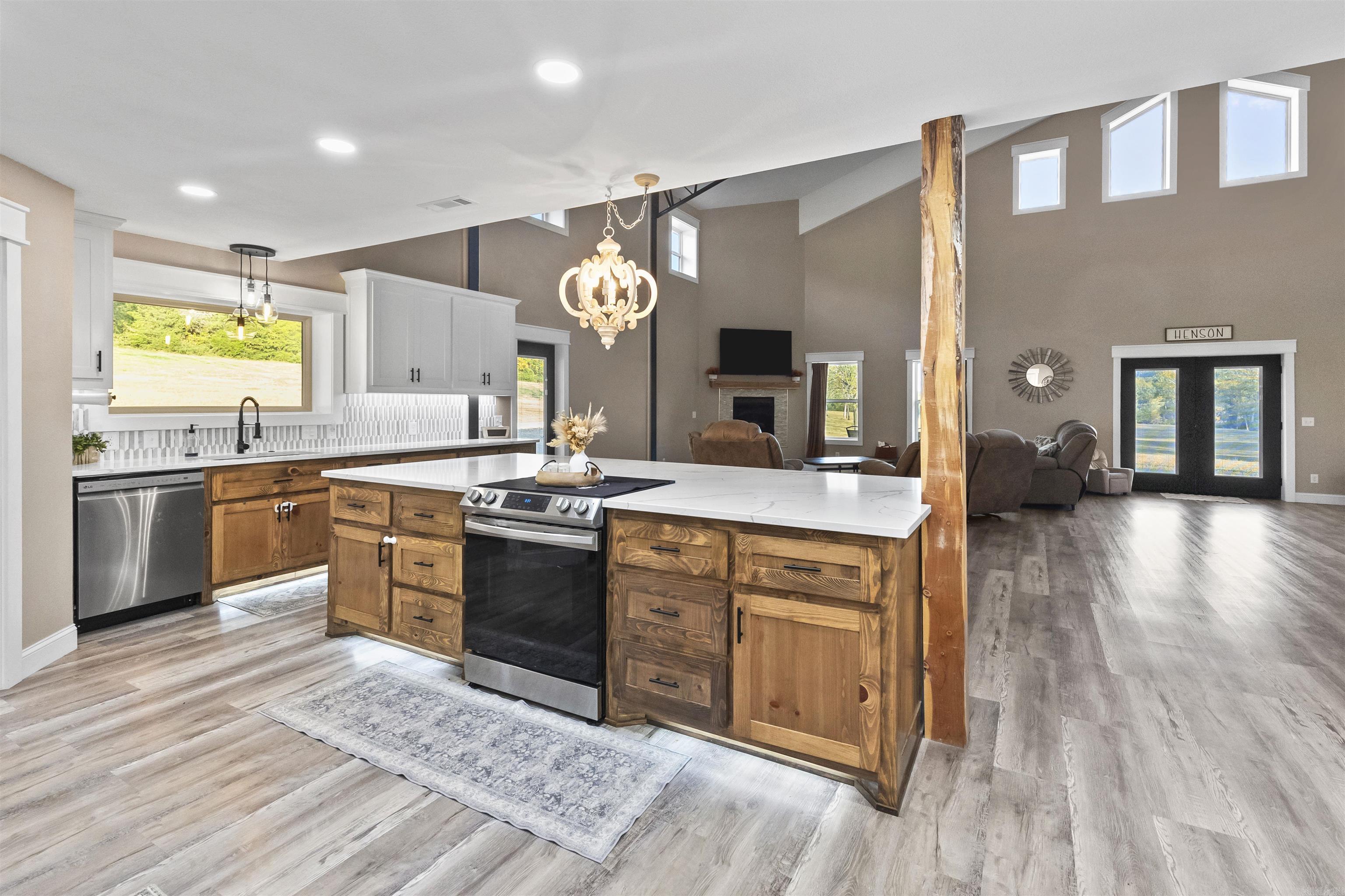 13136 Cedar Grove  Lead Hill, AR
