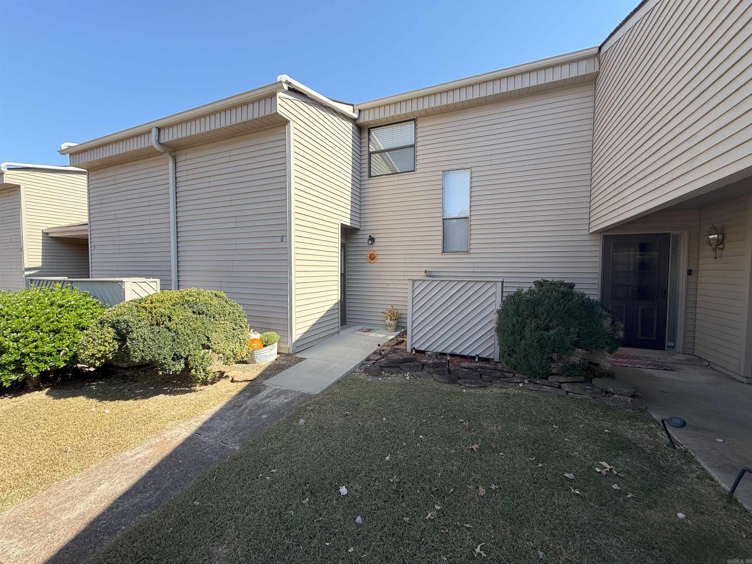 135  Hillview  Fairfield Bay, AR