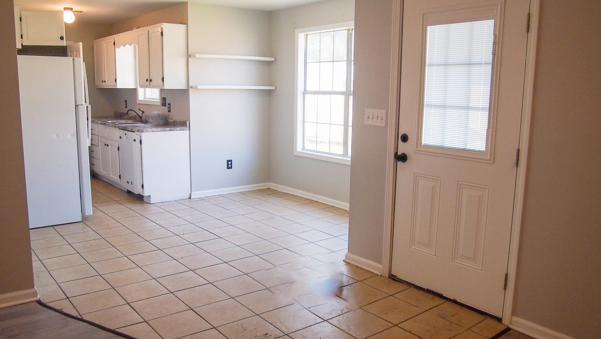 1706 S 10th  Paragould, AR