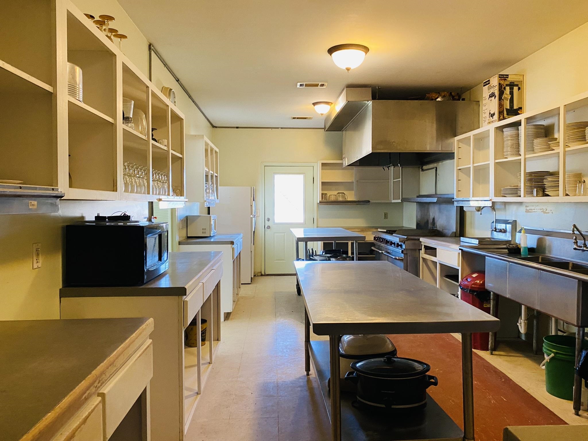 3920 N Highway 5  Calico Rock, AR