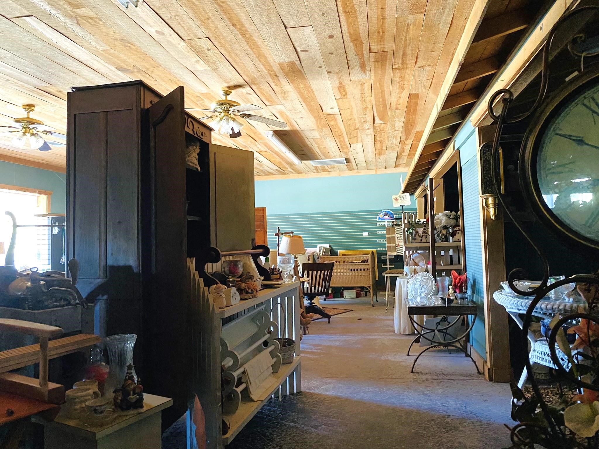 3920 N Highway 5  Calico Rock, AR