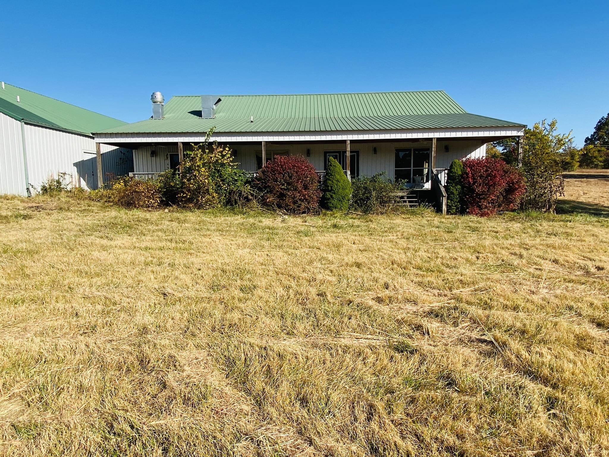 3920 N Highway 5  Calico Rock, AR