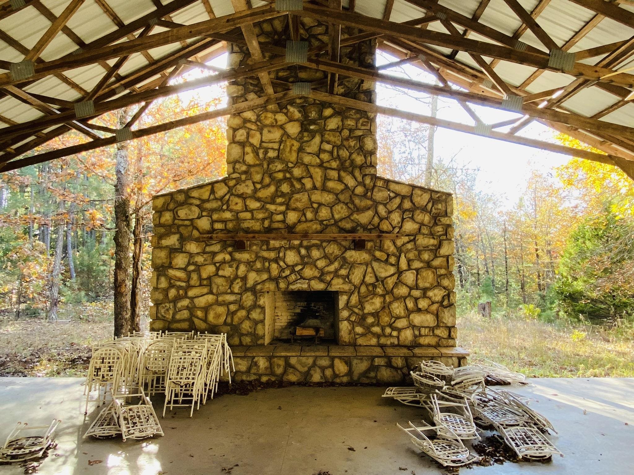 3920 N Highway 5  Calico Rock, AR
