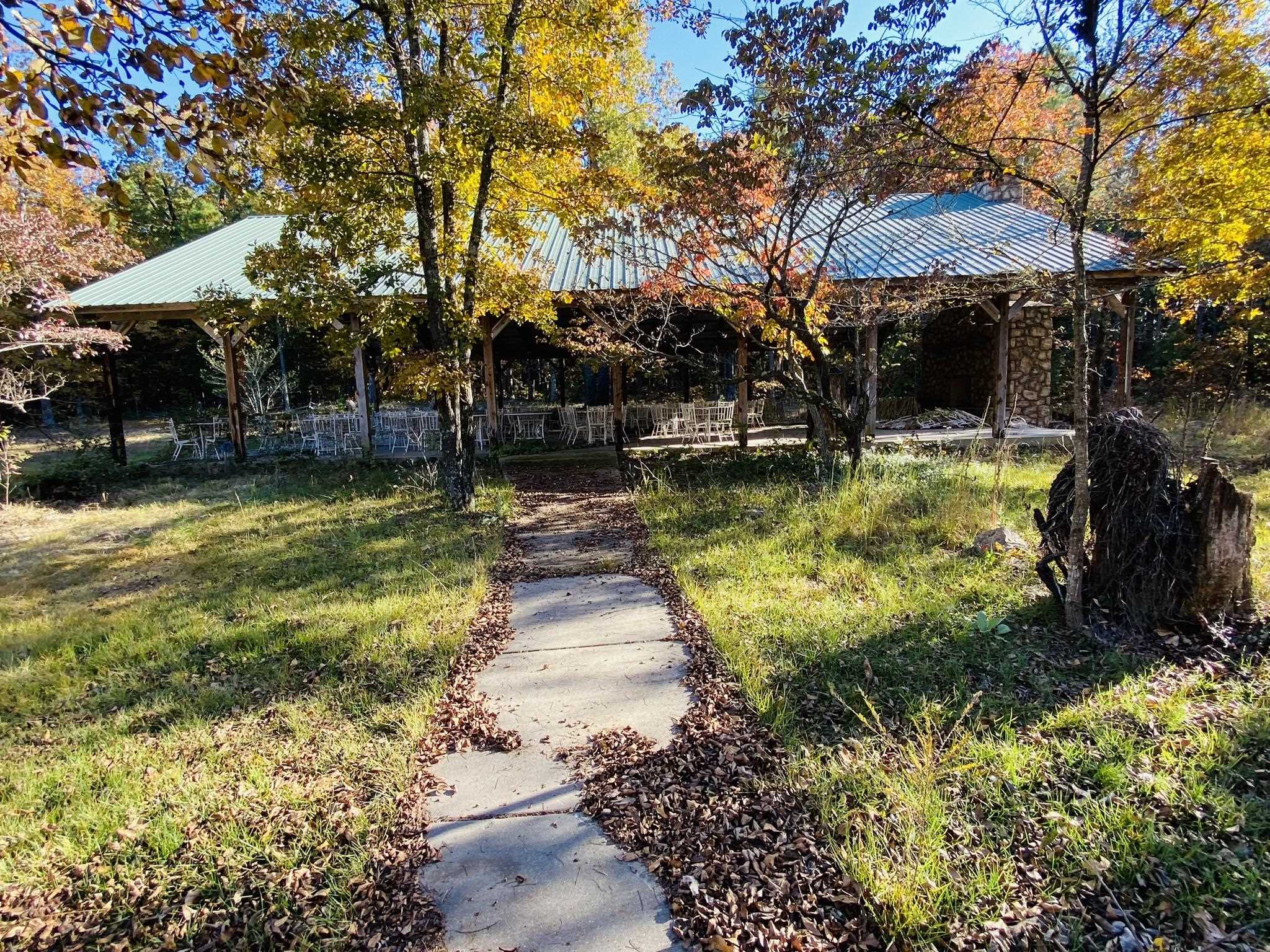 3920 N Highway 5  Calico Rock, AR