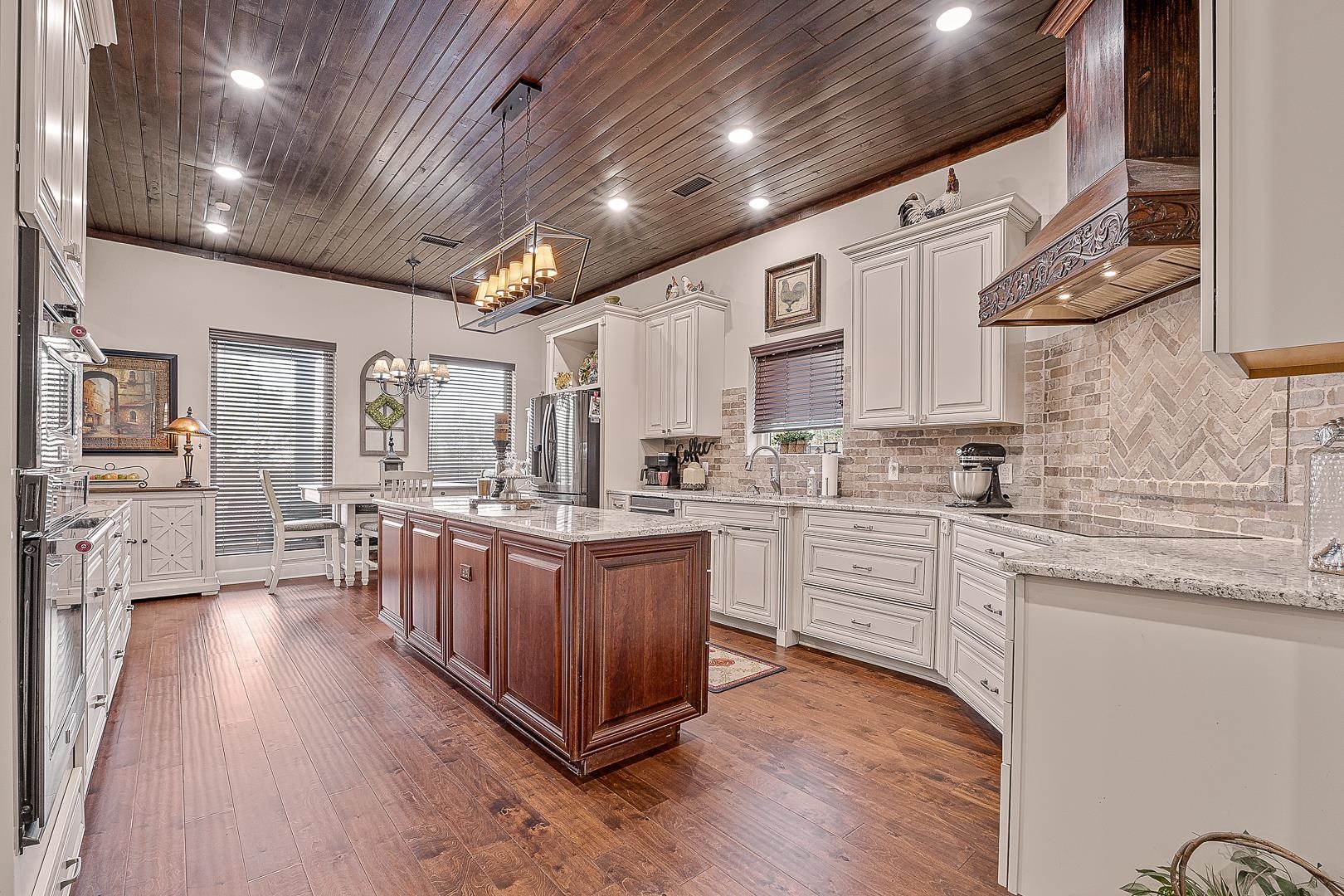 1215  Peterson  Wynne, AR